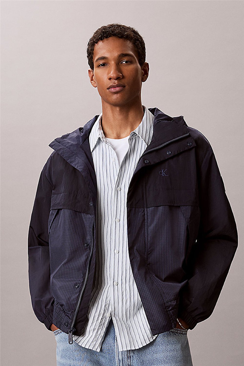 Calvin Klein Ls Ltwt Nylon Mixed Media Windbr Erkek Rüzgarlık Lacivert