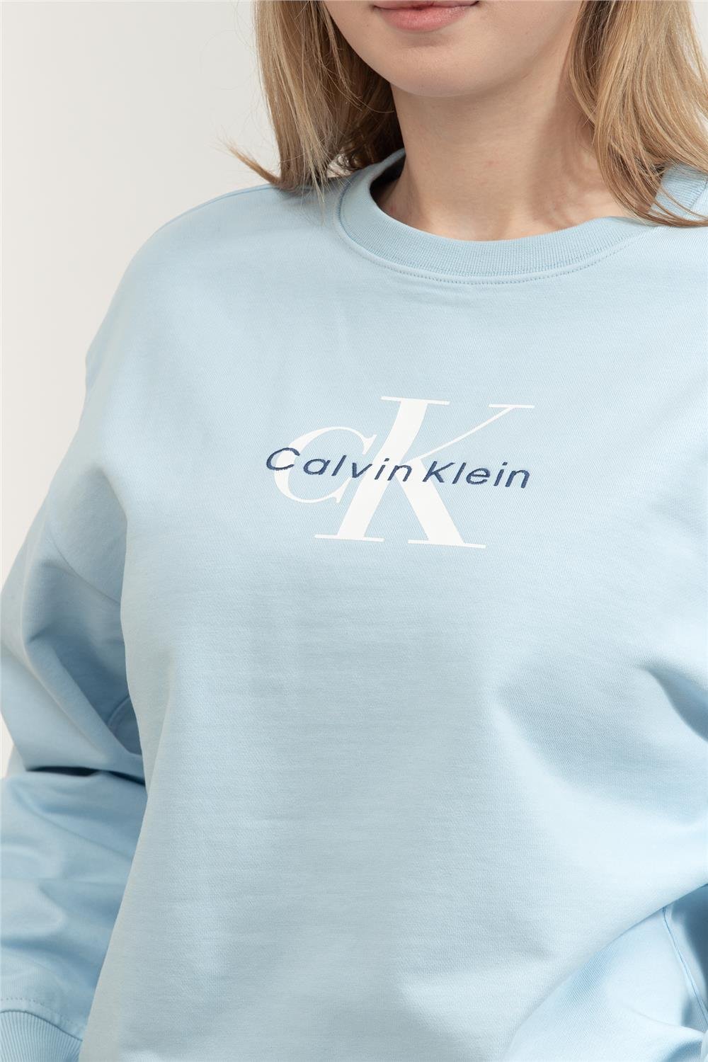 Calvin Klein Ls Monologo French Terry Rlxd Cn Kadın Bisiklet Yaka Sweatshirt
