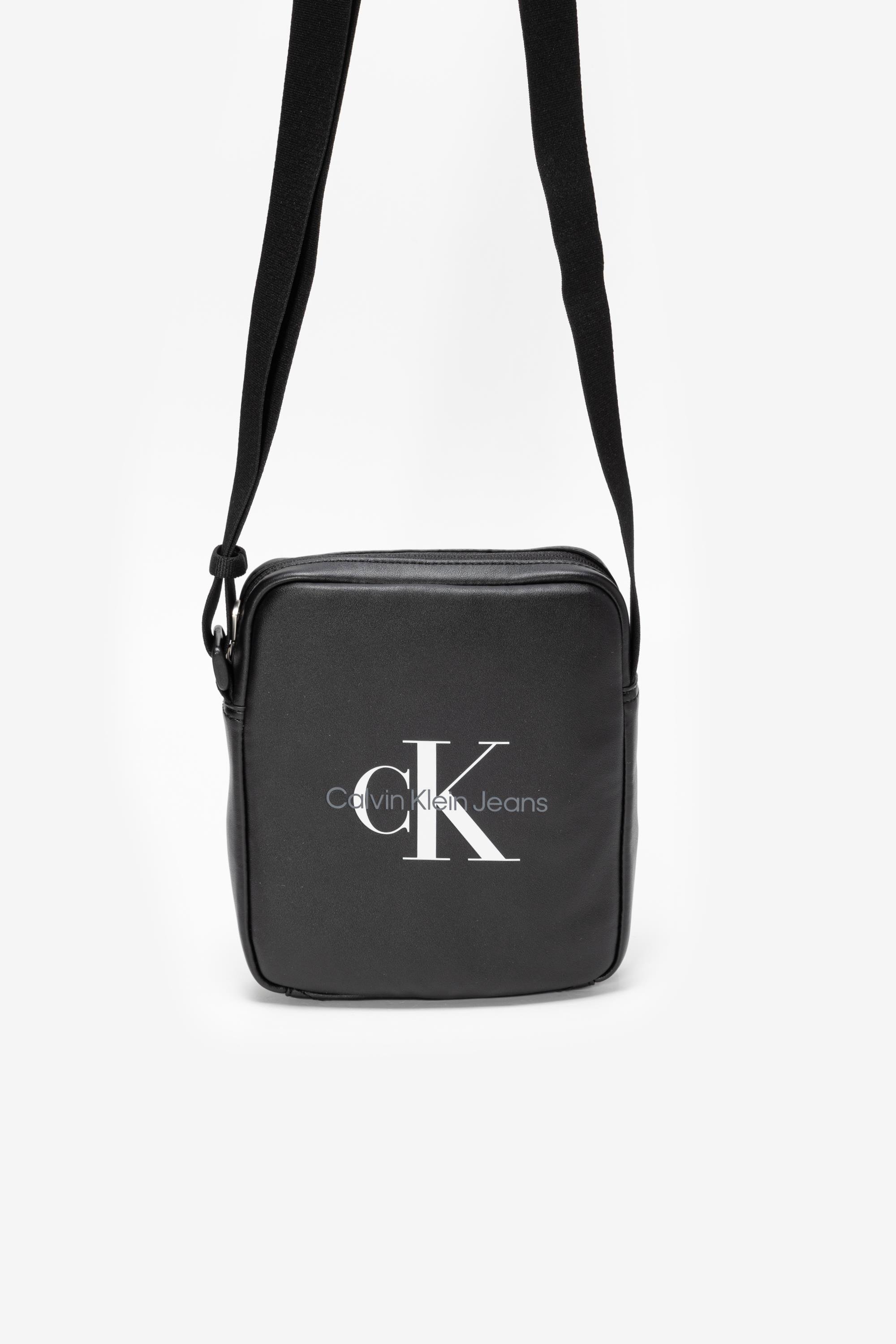 Calvin Klein Monogram Soft 18 Erkek Reporter Çanta