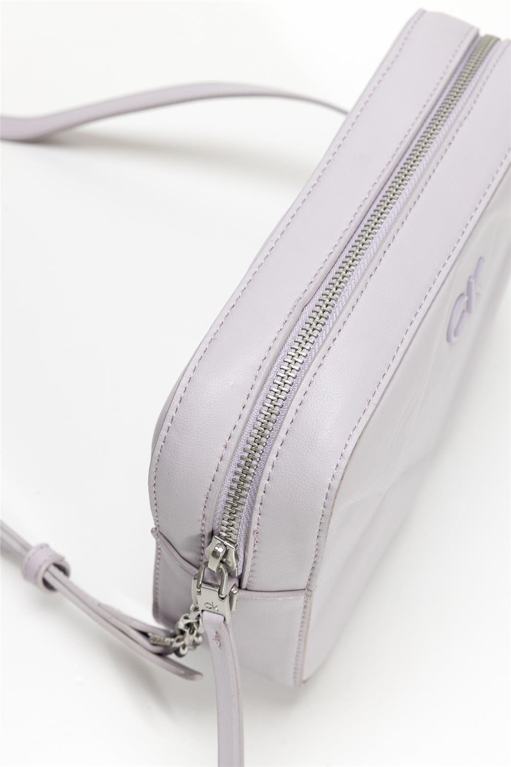 Calvin Klein Re-Lock Quilt Camera Kadın Mini Omuz Çantası