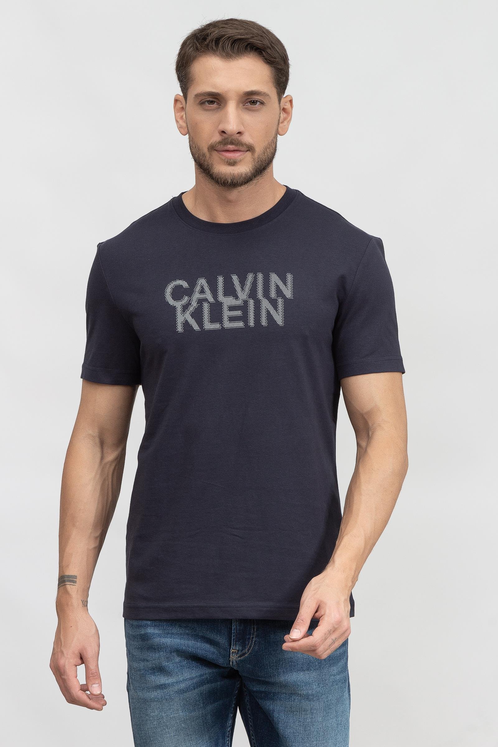 Calvin Klein Seasonal Logo Erkek Bisiklet Yaka T-Shirt