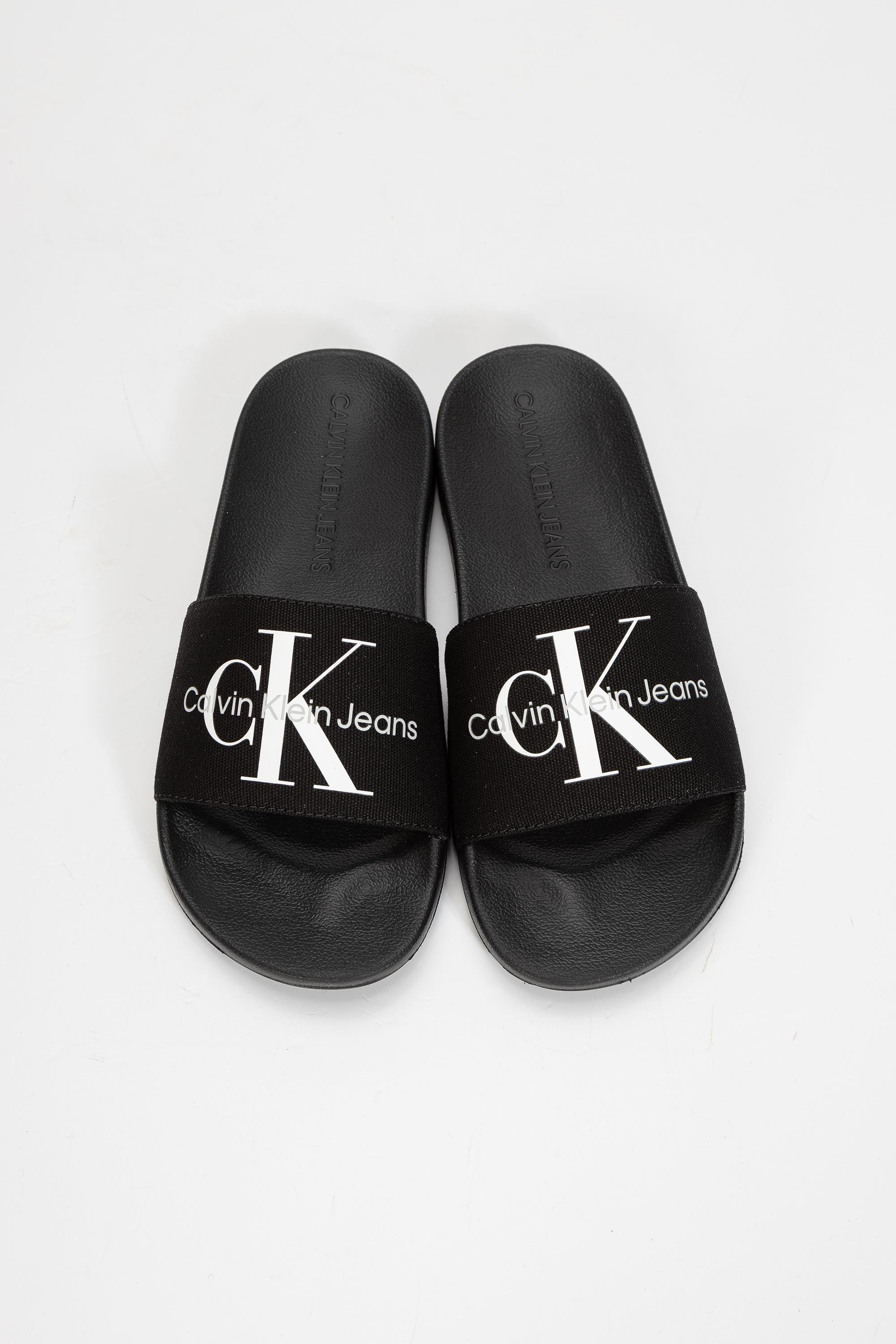 Calvin Klein Slide Monogram Kadın Terlik