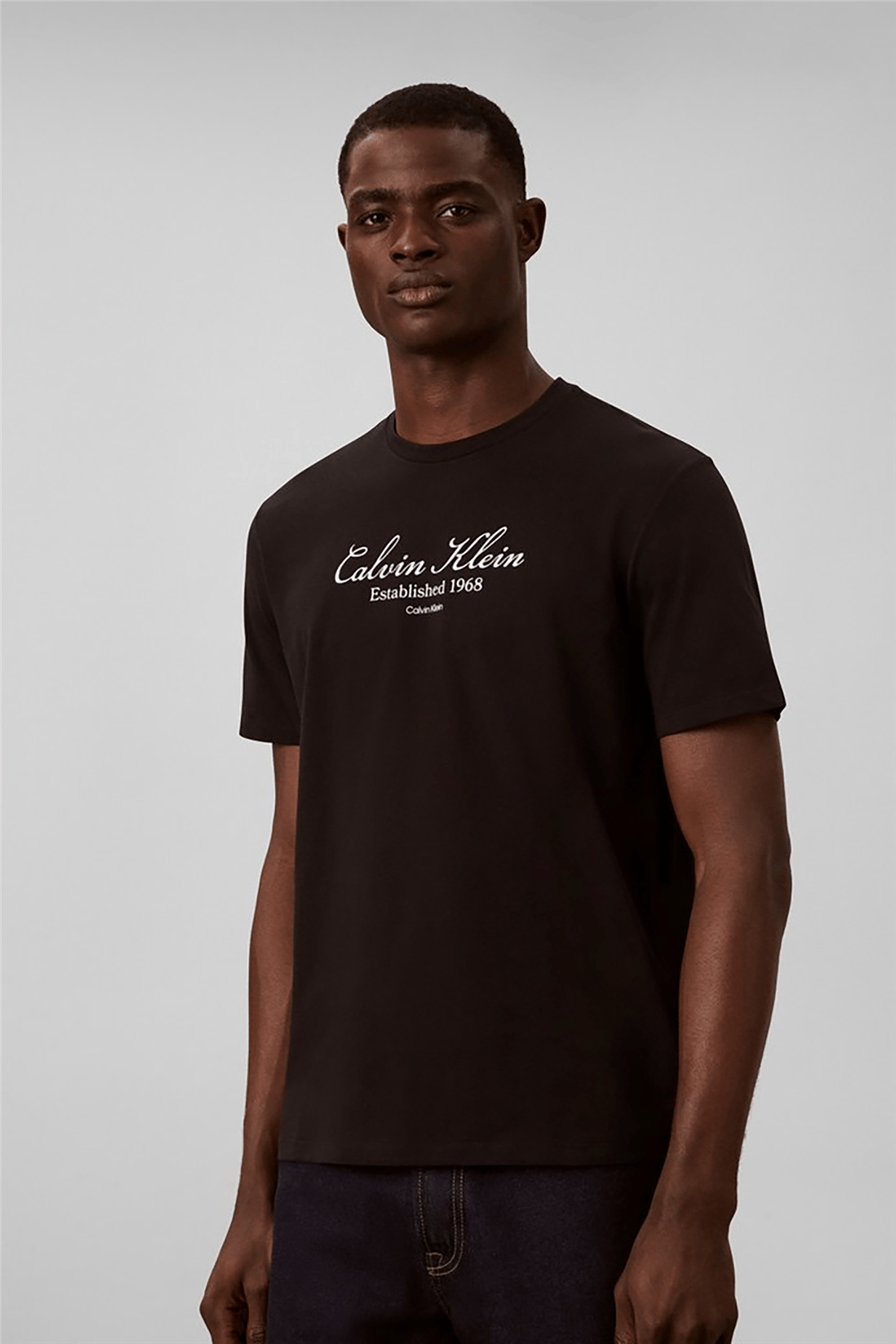Calvin Klein Ss 30S Eu Script Calvin Klein Gr Erkek Bisiklet Yaka T-Shirt Siyah