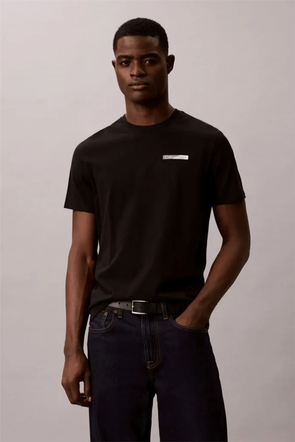 Calvin Klein Ss 30S Eu Spw Split Stndrd Graph Erkek Bisiklet Yaka T-Shirt Siyah