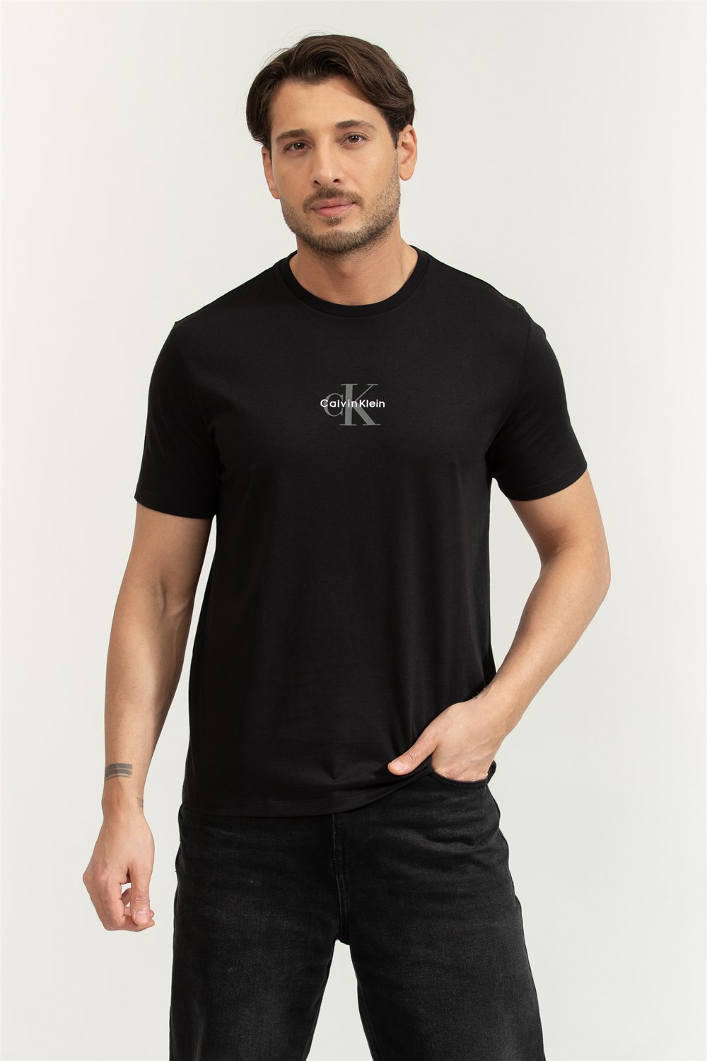 Calvin Klein SS 30S Micro Monologo Graphic Te Erkek Bisiklet Yaka T-Shirt