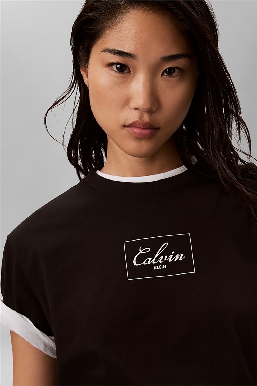 Calvin Klein Ss Boxy Bold Box Logo Tee Kadın Bisiklet Yaka T-Shirt Siyah
