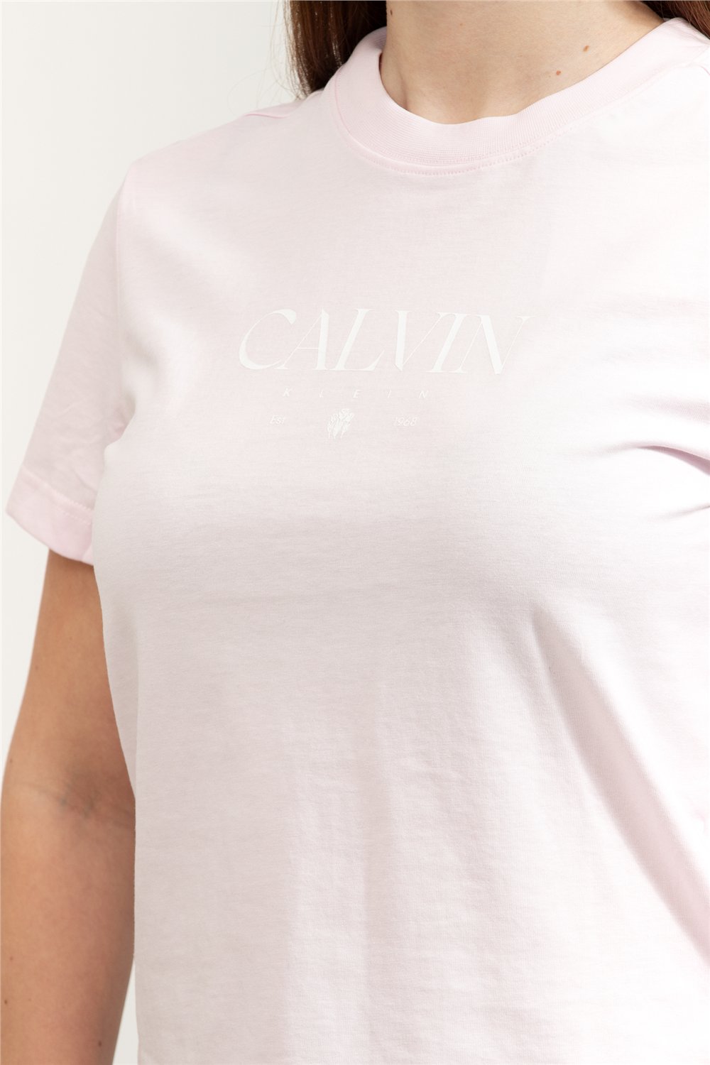 Calvin Klein SS Cktail Concept Graphic Tee Kadın Bisiklet Yaka T-Shirt