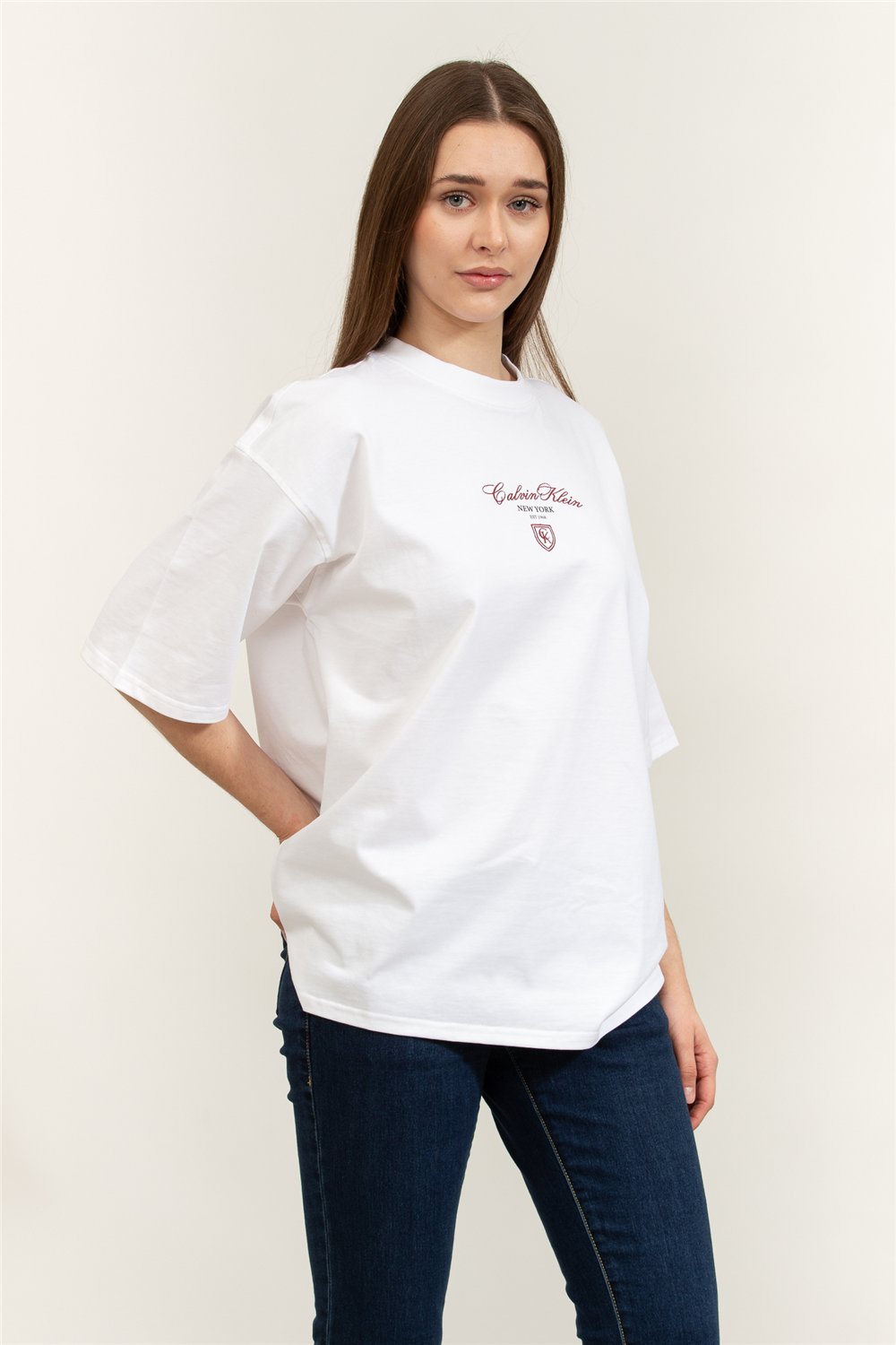 Calvin Klein SS Oversize CK NY Tee Kadın Bisiklet Yaka T-Shirt