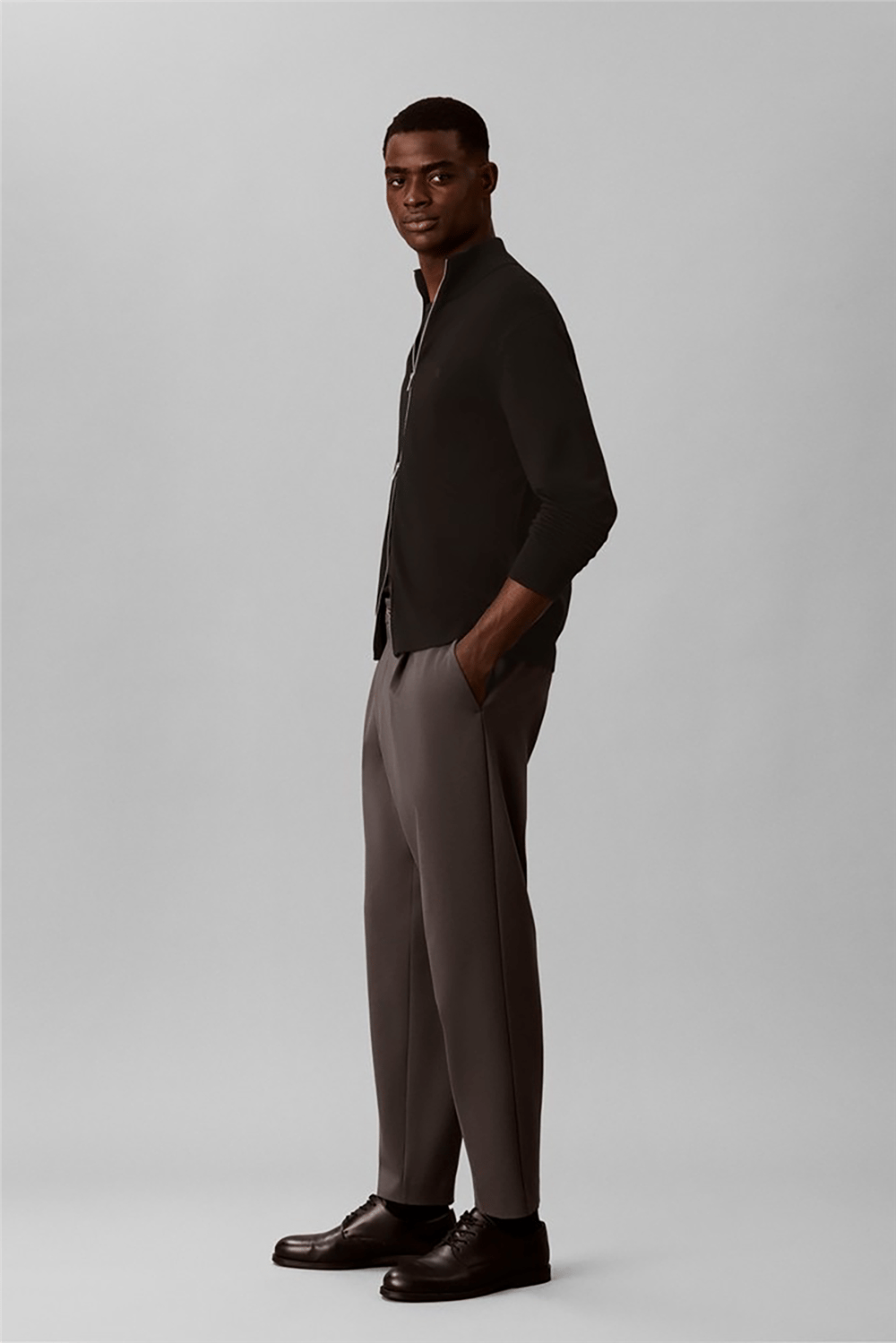 Calvin Klein Tapered Tech Knit Pleated Pant Erkek Pantolon