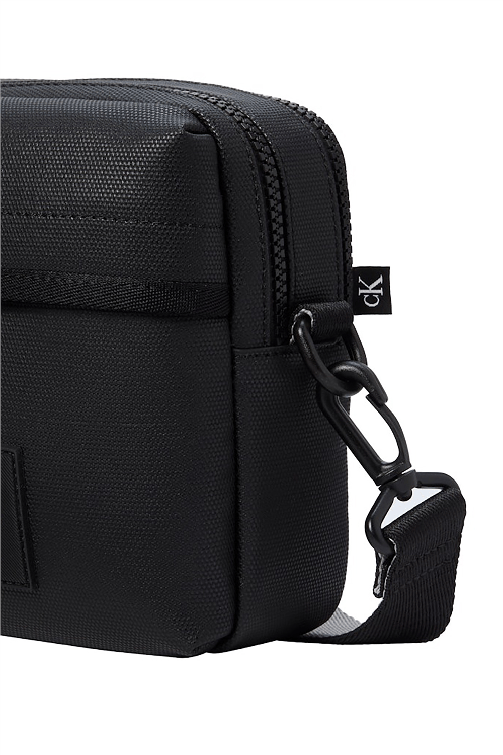 Calvin Klein Texture Mix Square Erkek Reporter Çanta Siyah
