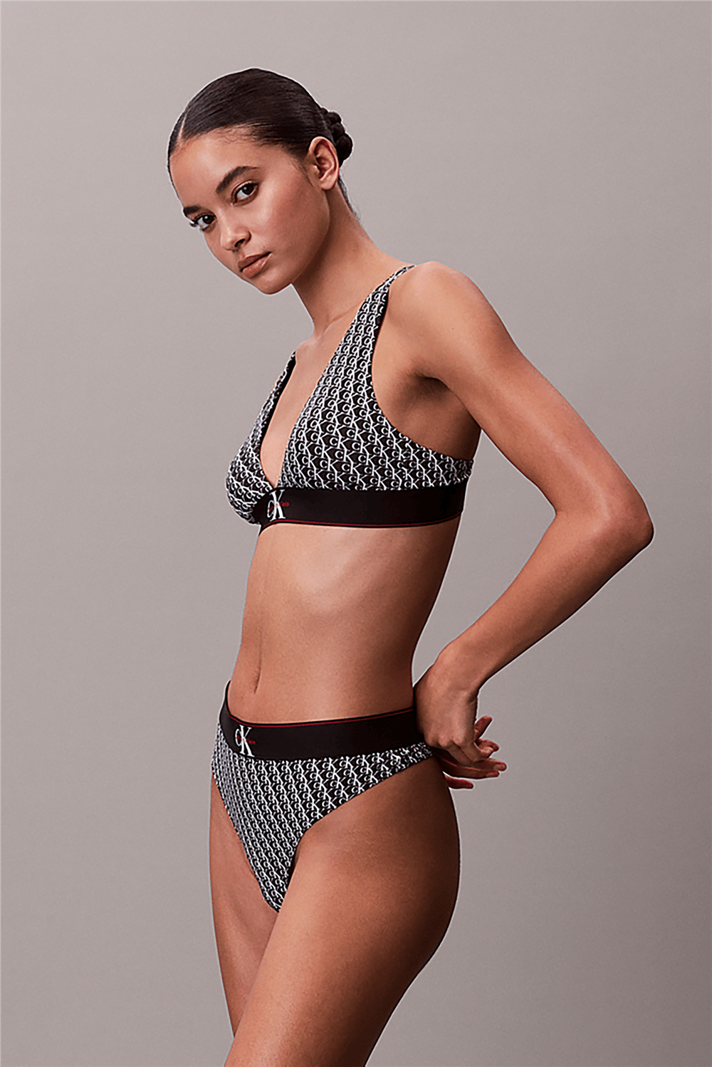 Calvin Klein Thong Kadın Külot