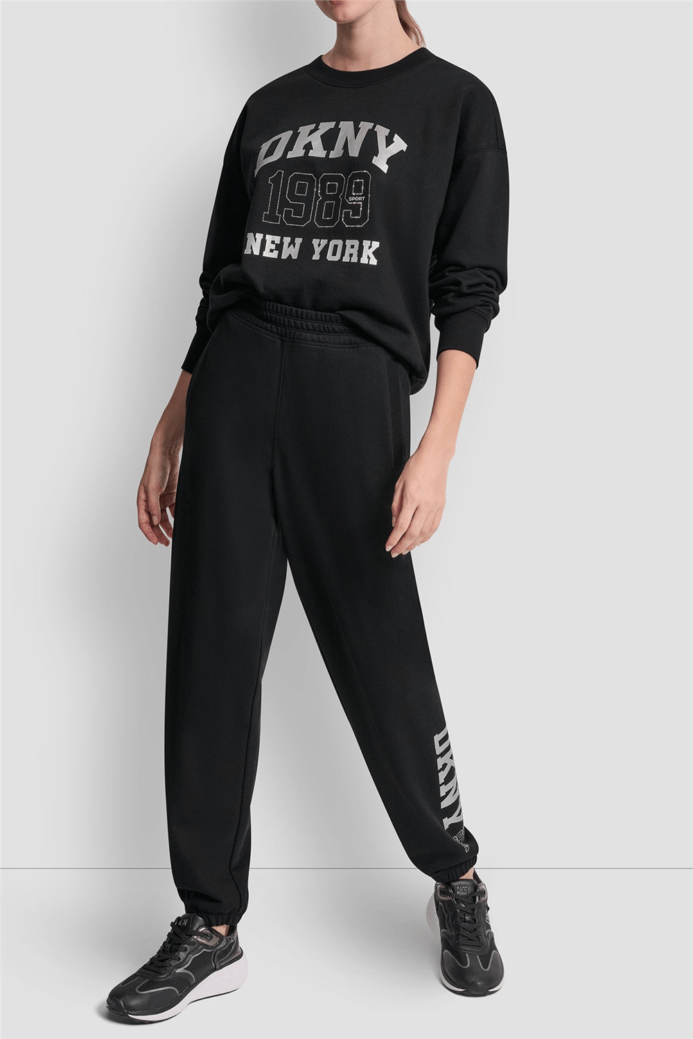 DKNY Kadın Dkny 1989 Rhinestud Jogger Pantolon Siyah