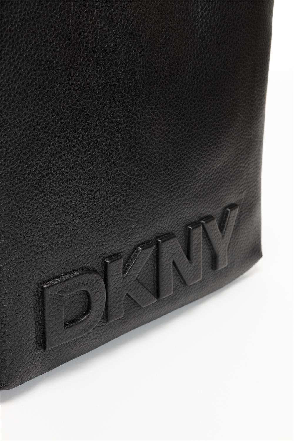 DKNY Kadın Omuz Çantası