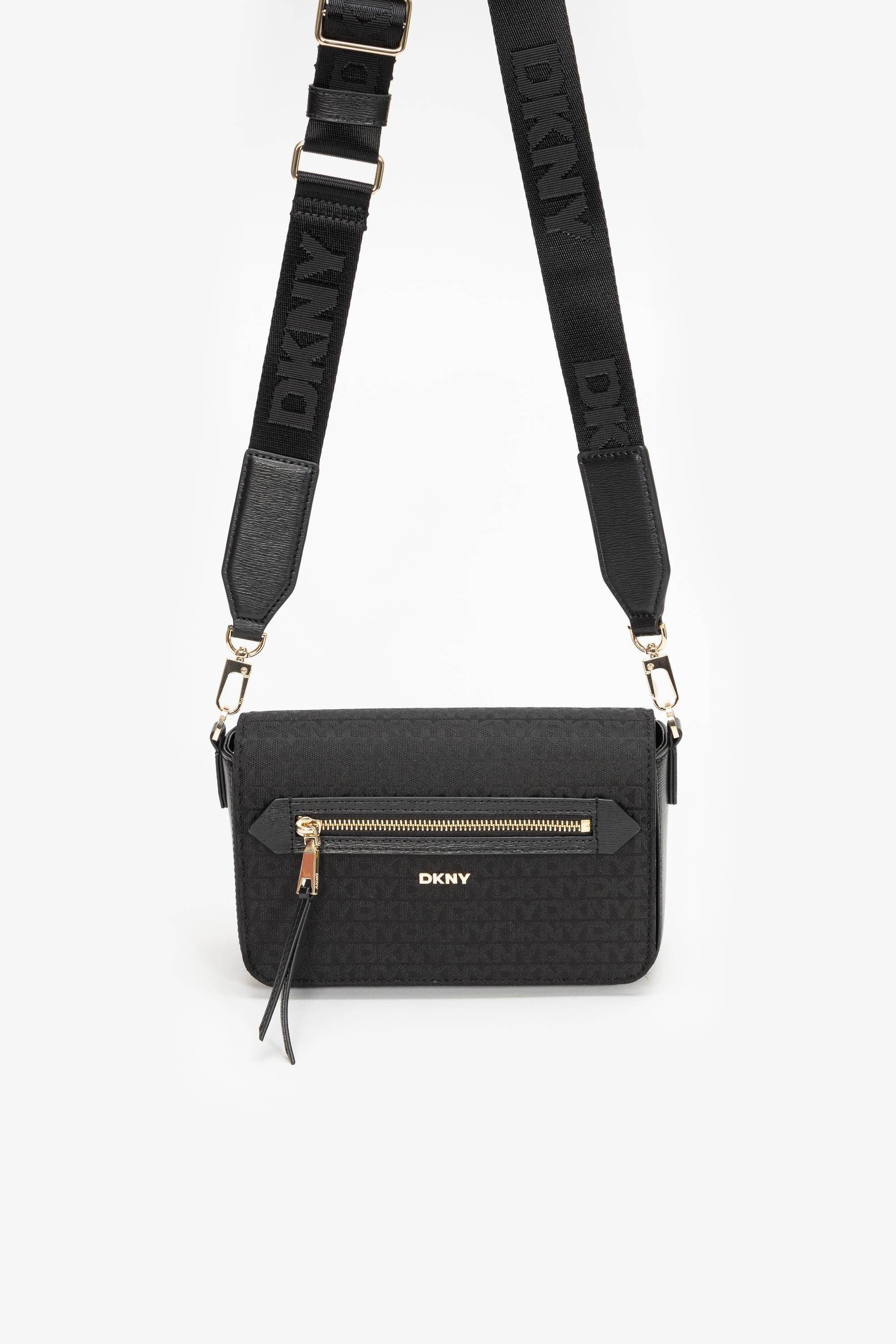 dkny-kadin-omuz-cantasi-9ae3b4.jpg