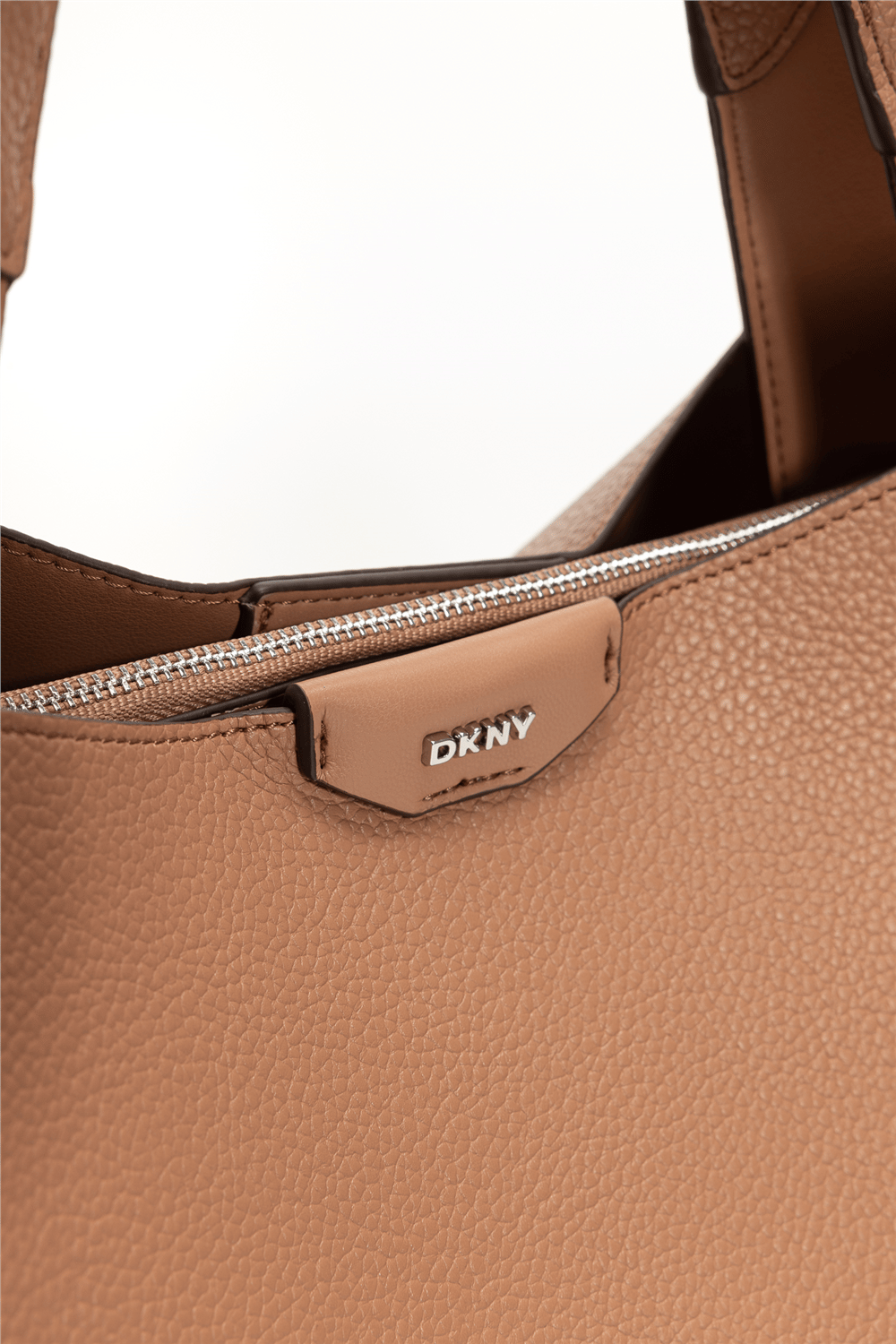 DKNY Kadın Omuz Çantası