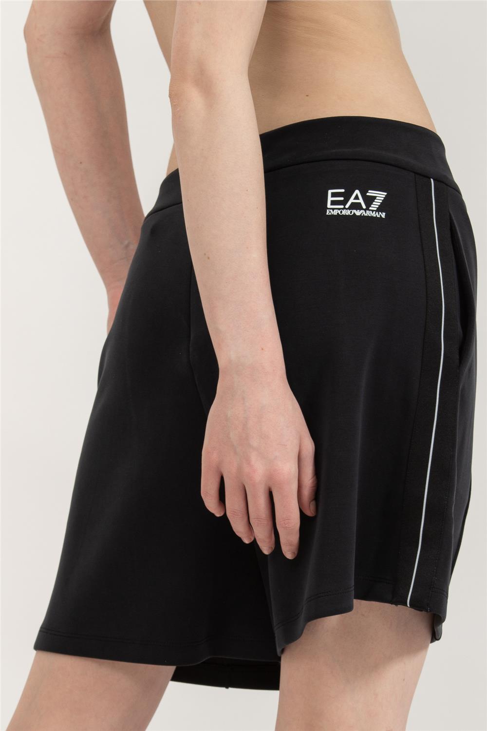 EA7 Kadın Şort