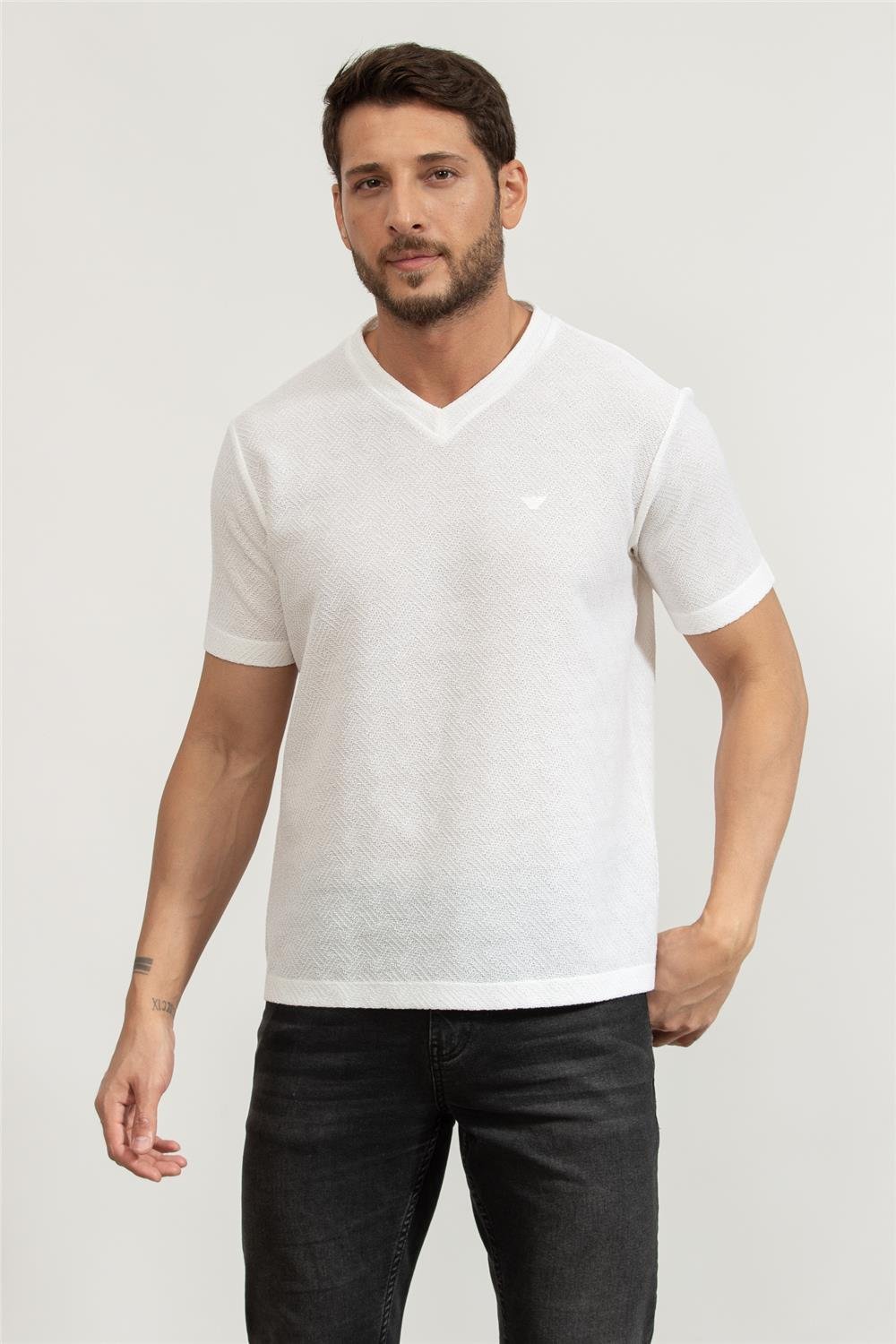 Emporio Armani Erkek V Yaka T-Shirt