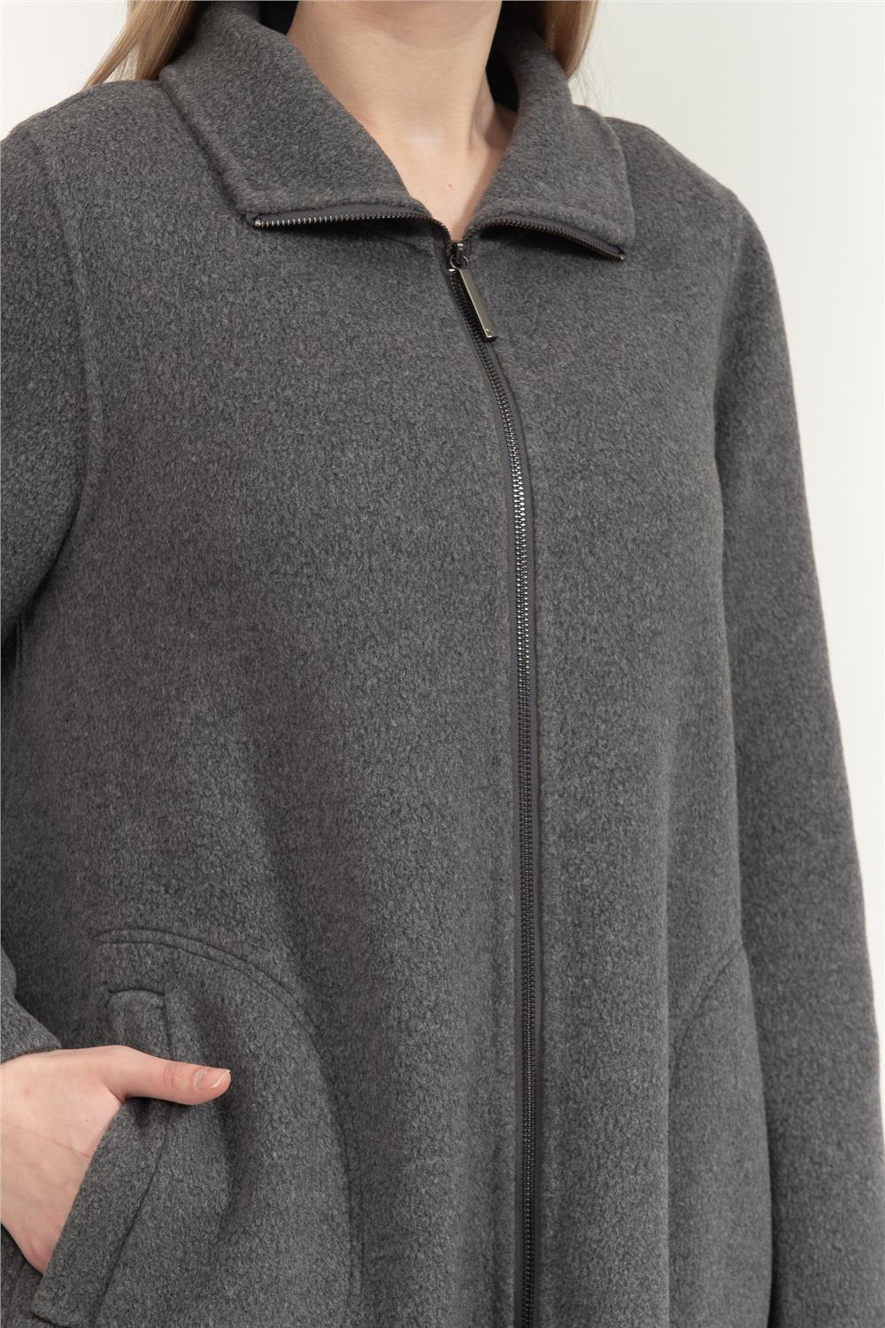 Emporio Armani Kadın Mont