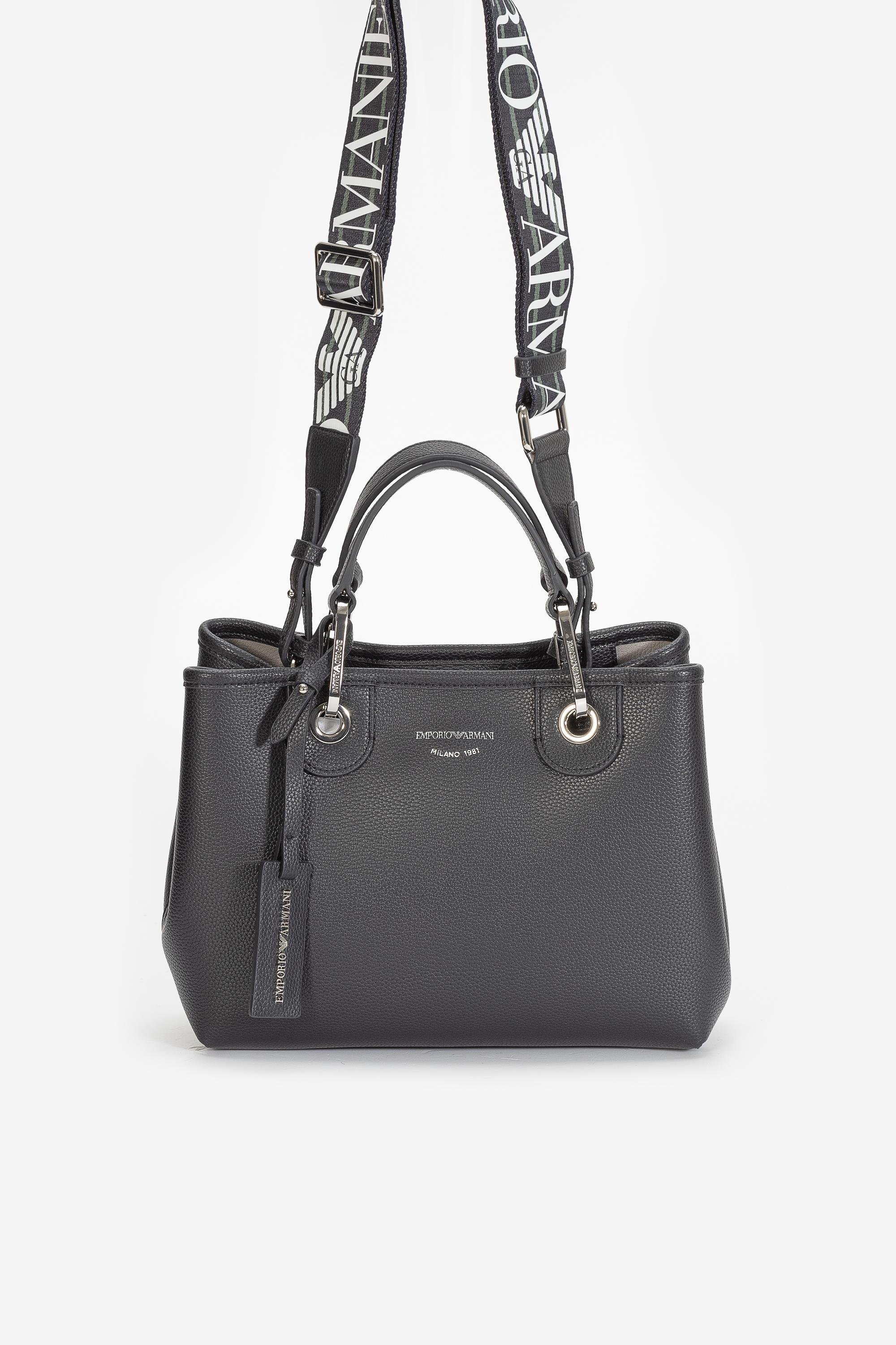 Emporio Armani Kadın Omuz Çantası
