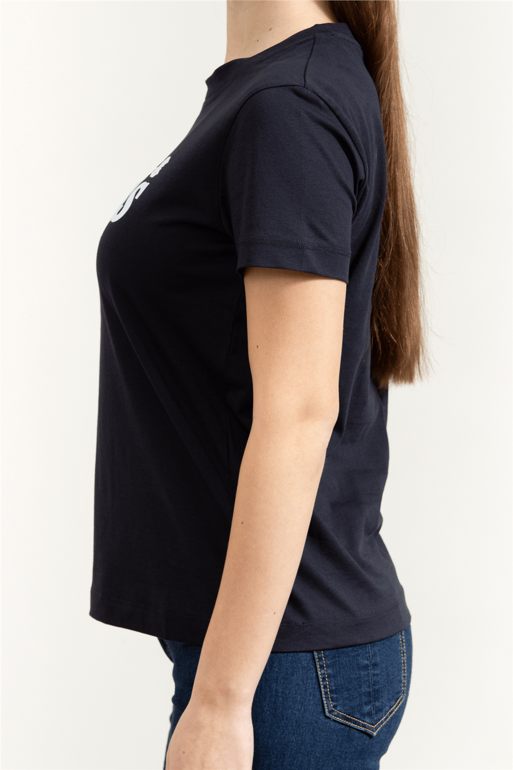 Guess Agnes Kadın Aktif Regular Fit Bisiklet Yaka T-Shirt