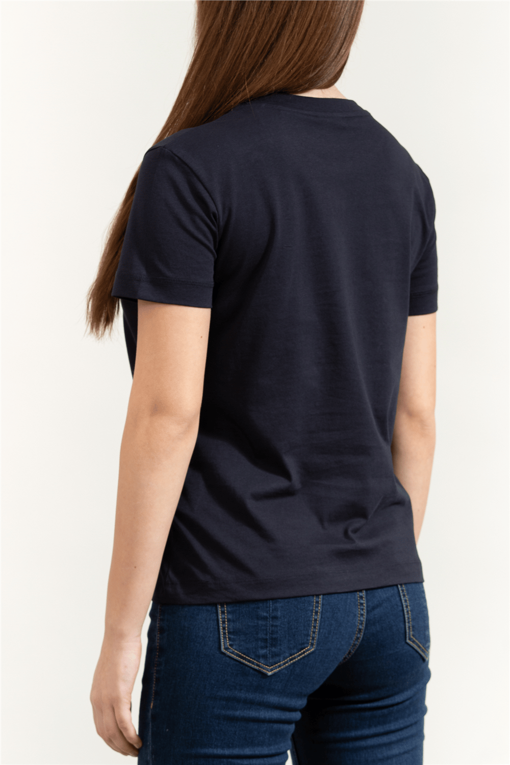 Guess Agnes Kadın Aktif Regular Fit Bisiklet Yaka T-Shirt
