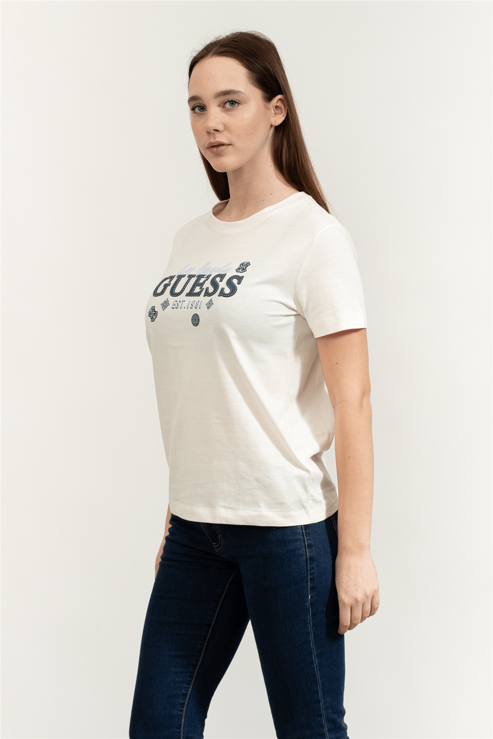Guess Agnes Kadın Aktif Regular Fit Bisiklet Yaka T-Shirt