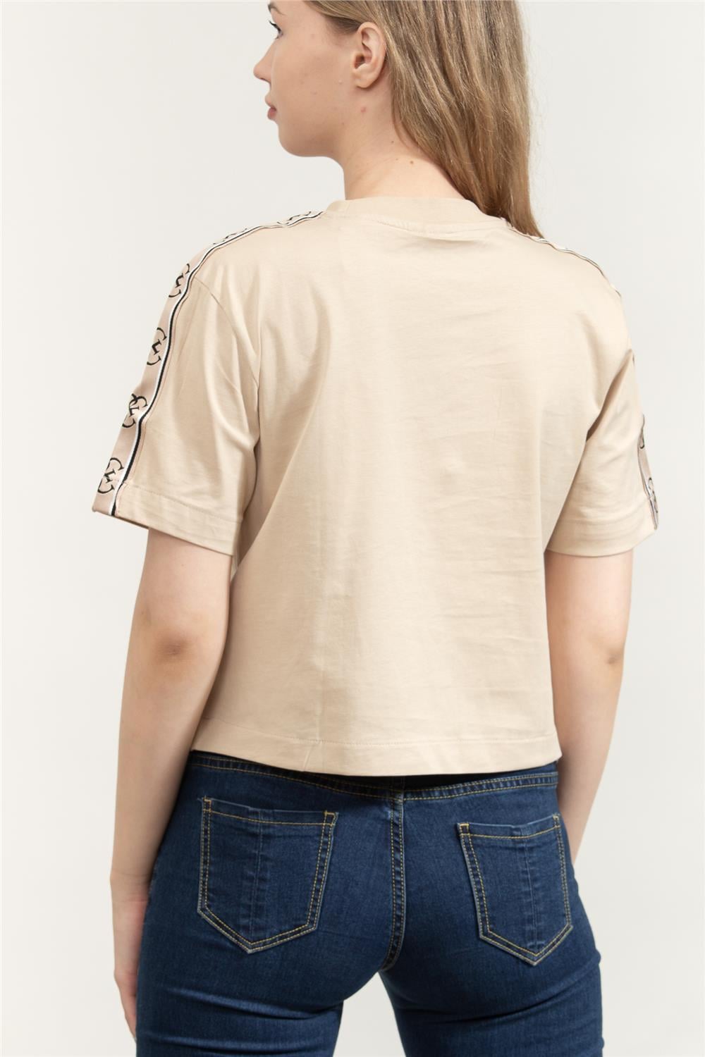 Guess Britney Kadın Aktif Boxy Fit T-Shirt
