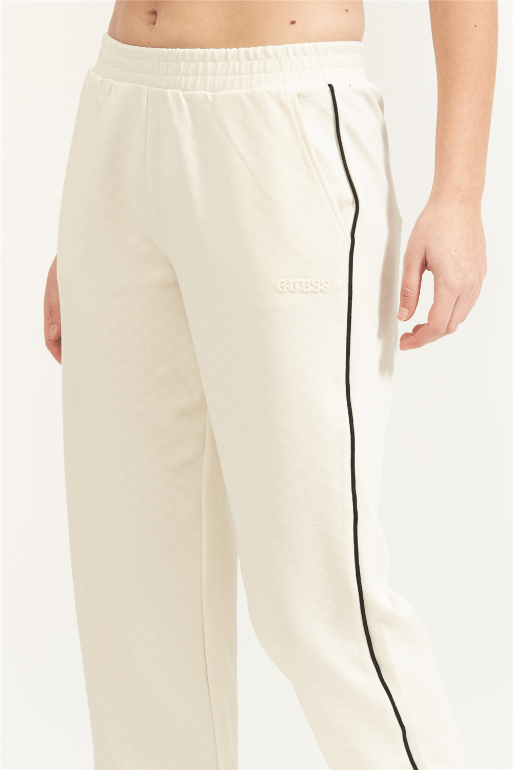 Guess Clara Kadın Aktif Jogger Fit Eşofman Altı