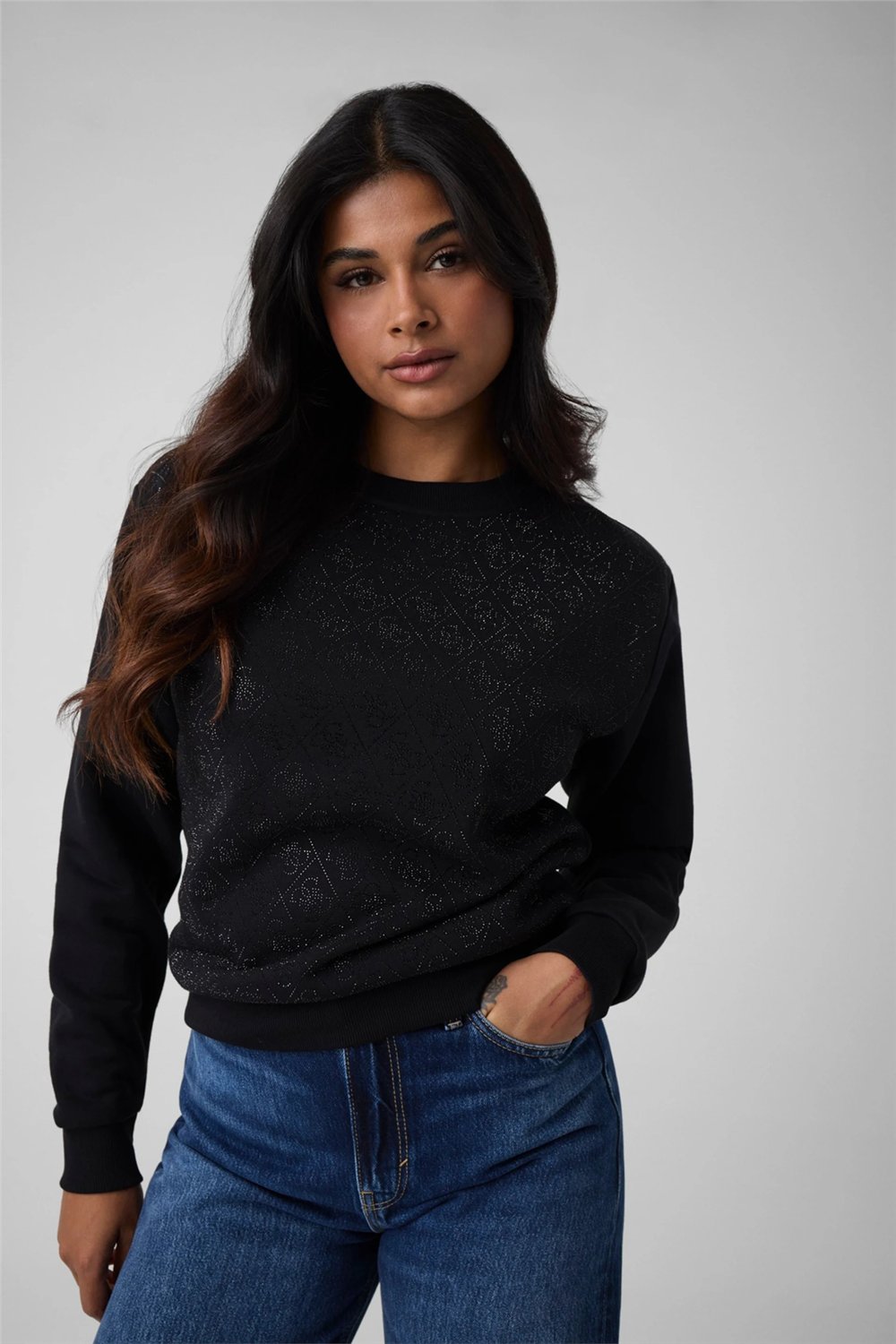 Guess Crysta Kadın Bisiklet Yaka Sweatshirt Siyah