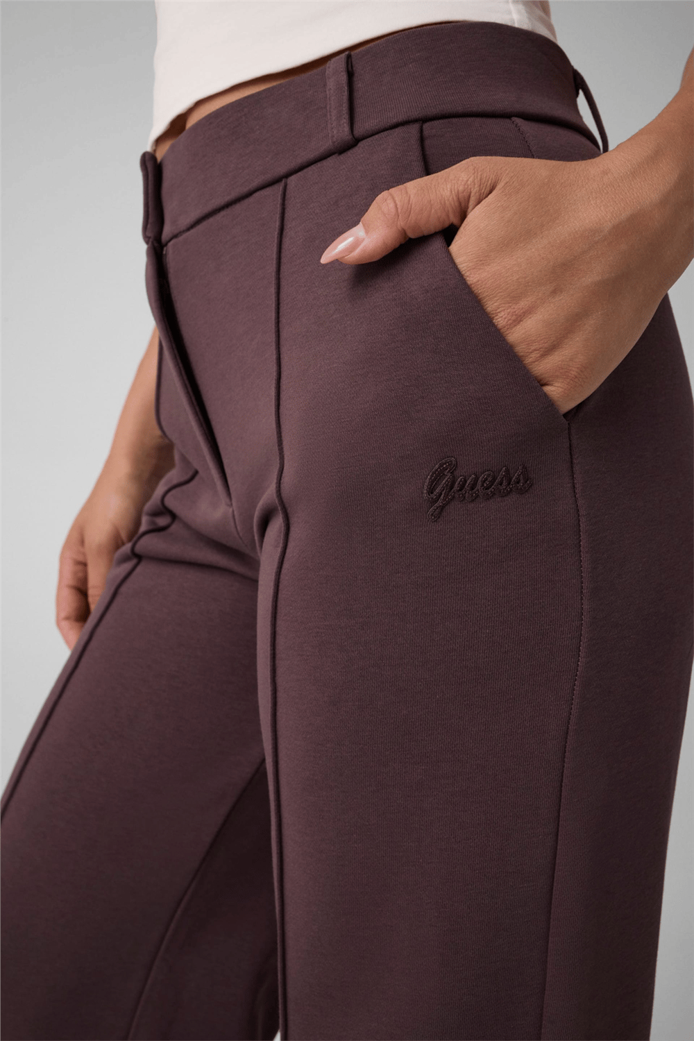 Guess Dione Kadın Aktif Relaxed Fit Eşofman Altı