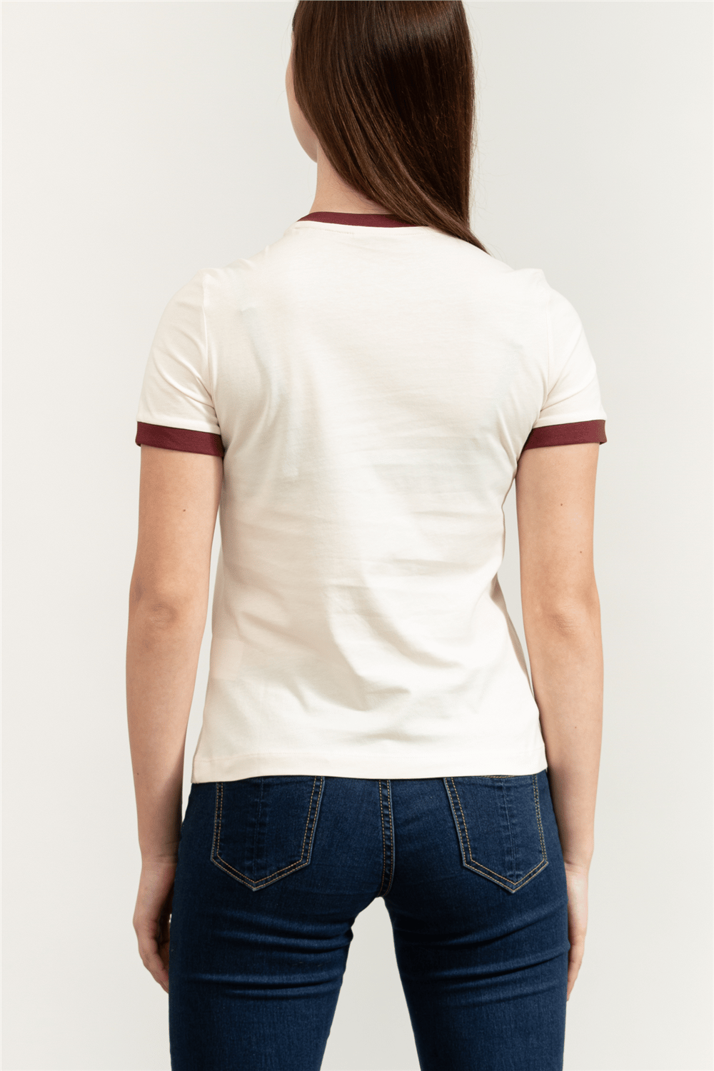 Guess Greta Kadın Aktif Slim Fit Bisiklet Yaka T-Shirt