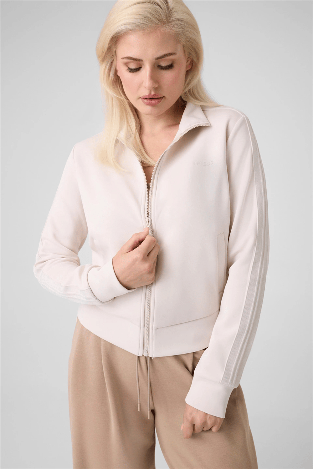 Guess Lyra Kadın Aktif Modal Karışımlı Fermuarlı Sweatshirt Parlement Mavi