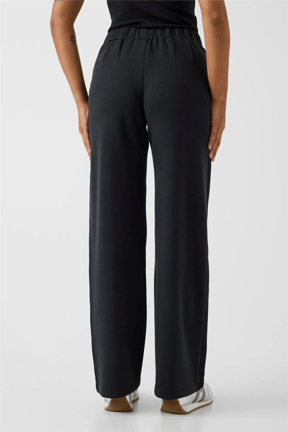 Guess Lyra Kadın Aktif Modal Karışımlı Regular Fit Eşofman Altı