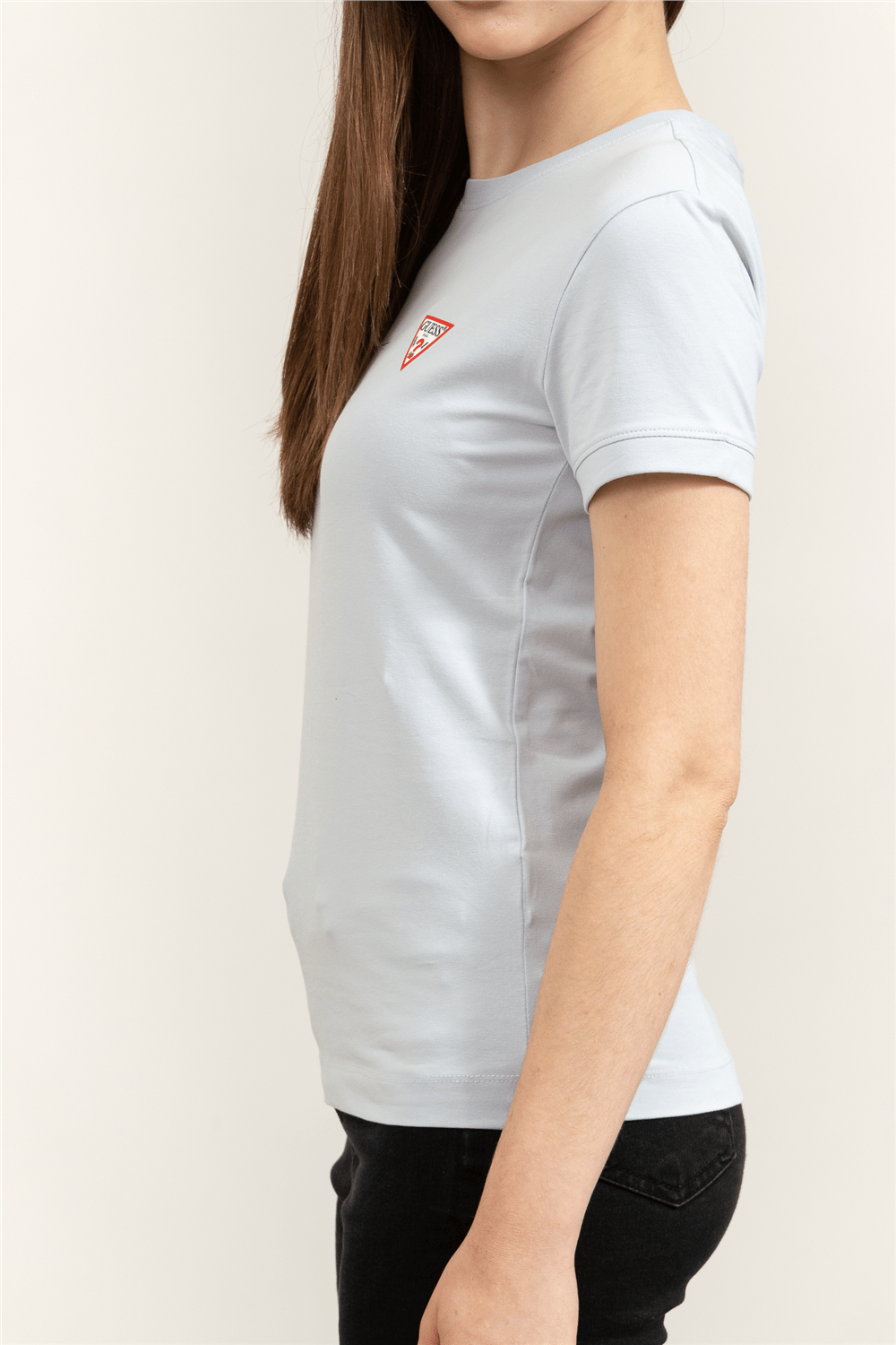 Guess Mini Triangle Kadın Slim Fit T-Shirt