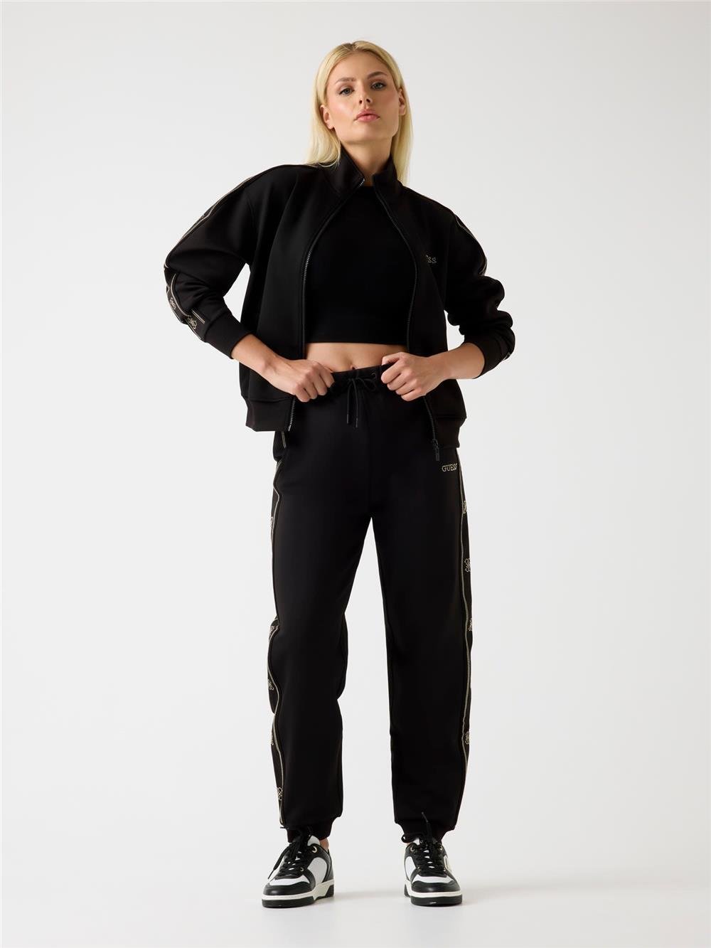 Guess Octavia Kadın Aktif Jogger Fit Eşofman Altı