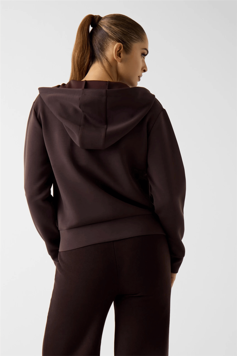 Guess Olympe Kadın Aktif Scuba Kapüşonlu Sweatshirt Kahverengi