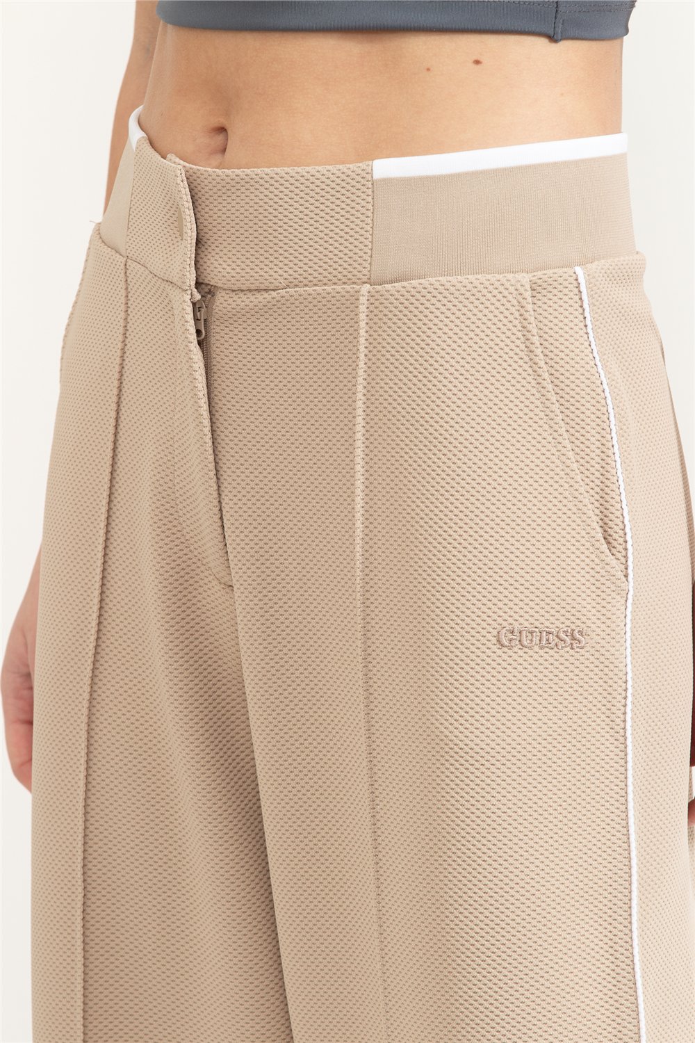 Guess Sarah Kadın Aktif Regular Fit Eşofman Altı