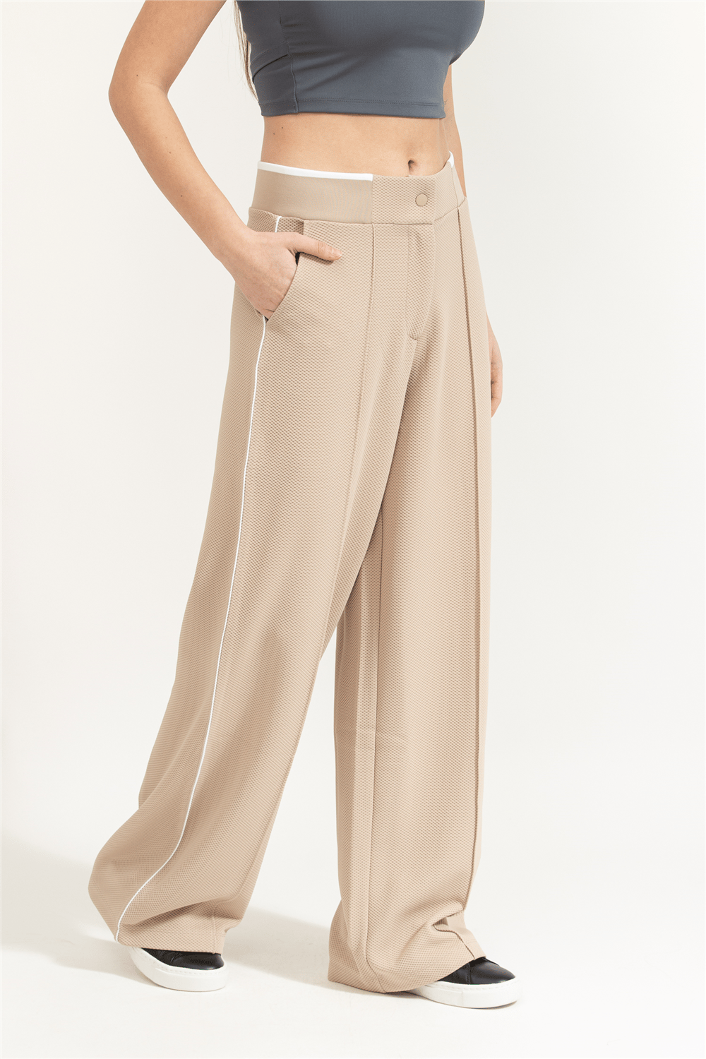 Guess Sarah Kadın Aktif Regular Fit Eşofman Altı