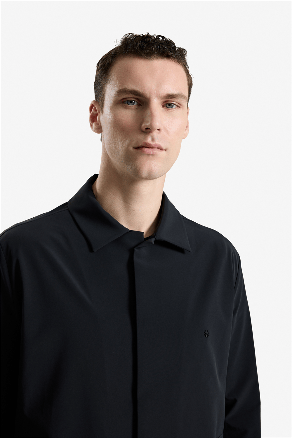 Isaora Refreshed Mac Erkek Mont Siyah