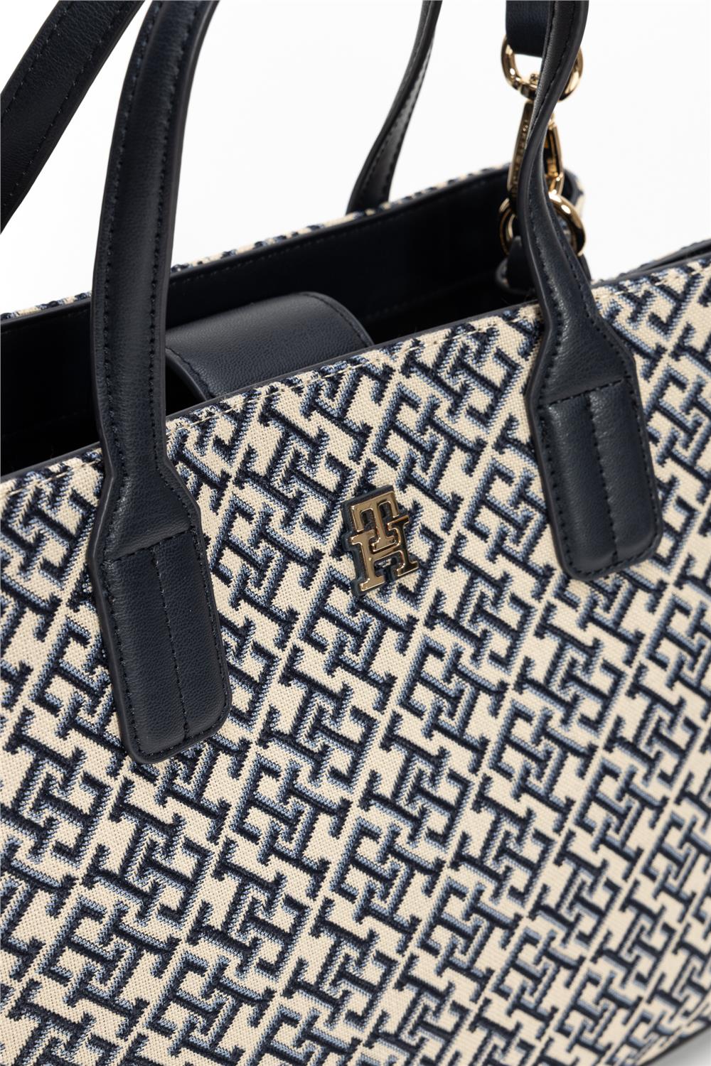 Tommy Hilfiger Kadın Omuz Çantası