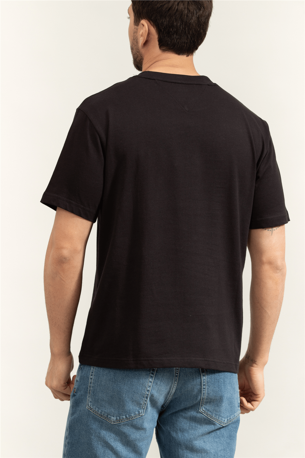 Tommy Hilfiger Modern Athleisure H Badge Tee Erkek Bisiklet Yaka T-Shirt
