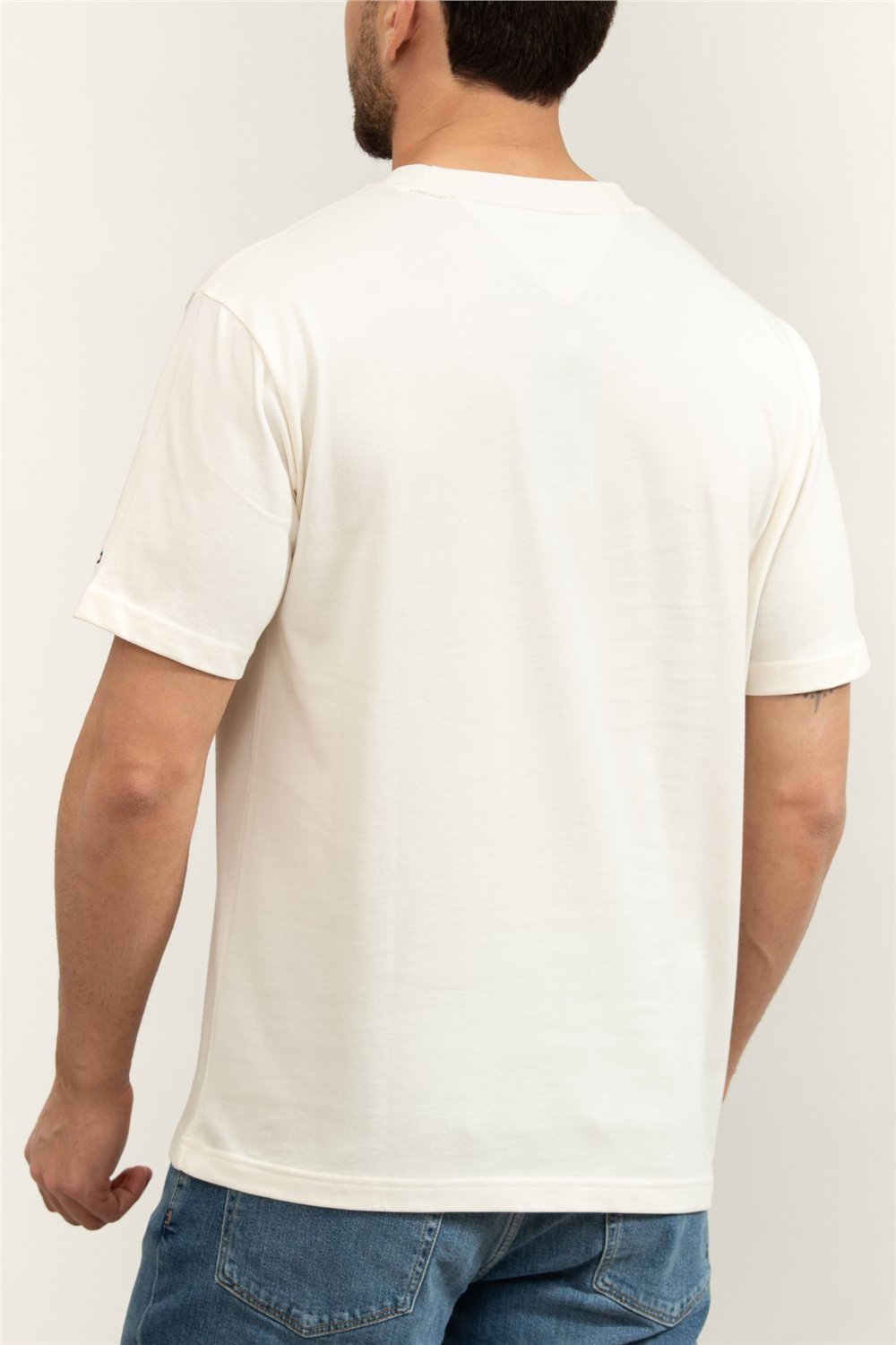 Tommy Hilfiger Modern Athleisure H Badge Tee Erkek Bisiklet Yaka T-Shirt