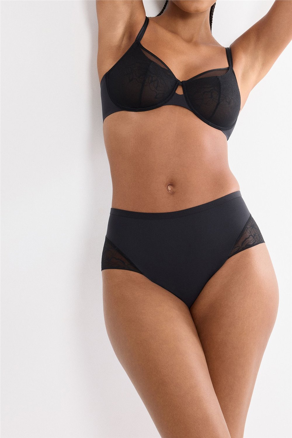 Triumph Kadın Comfort Contour Maxi Külot Siyah