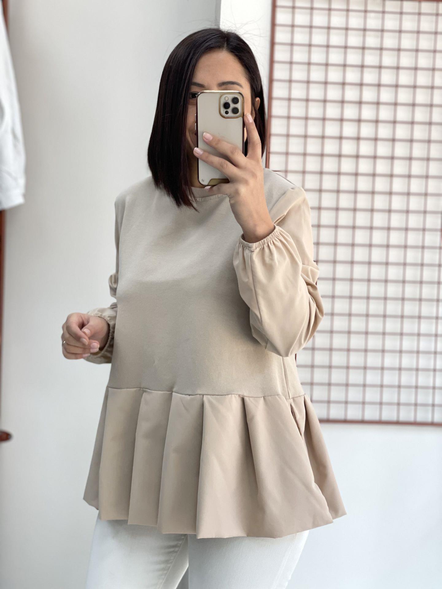 Bej Kol Uçları Lastikli Poplin Kumaş Detaylı Sweat