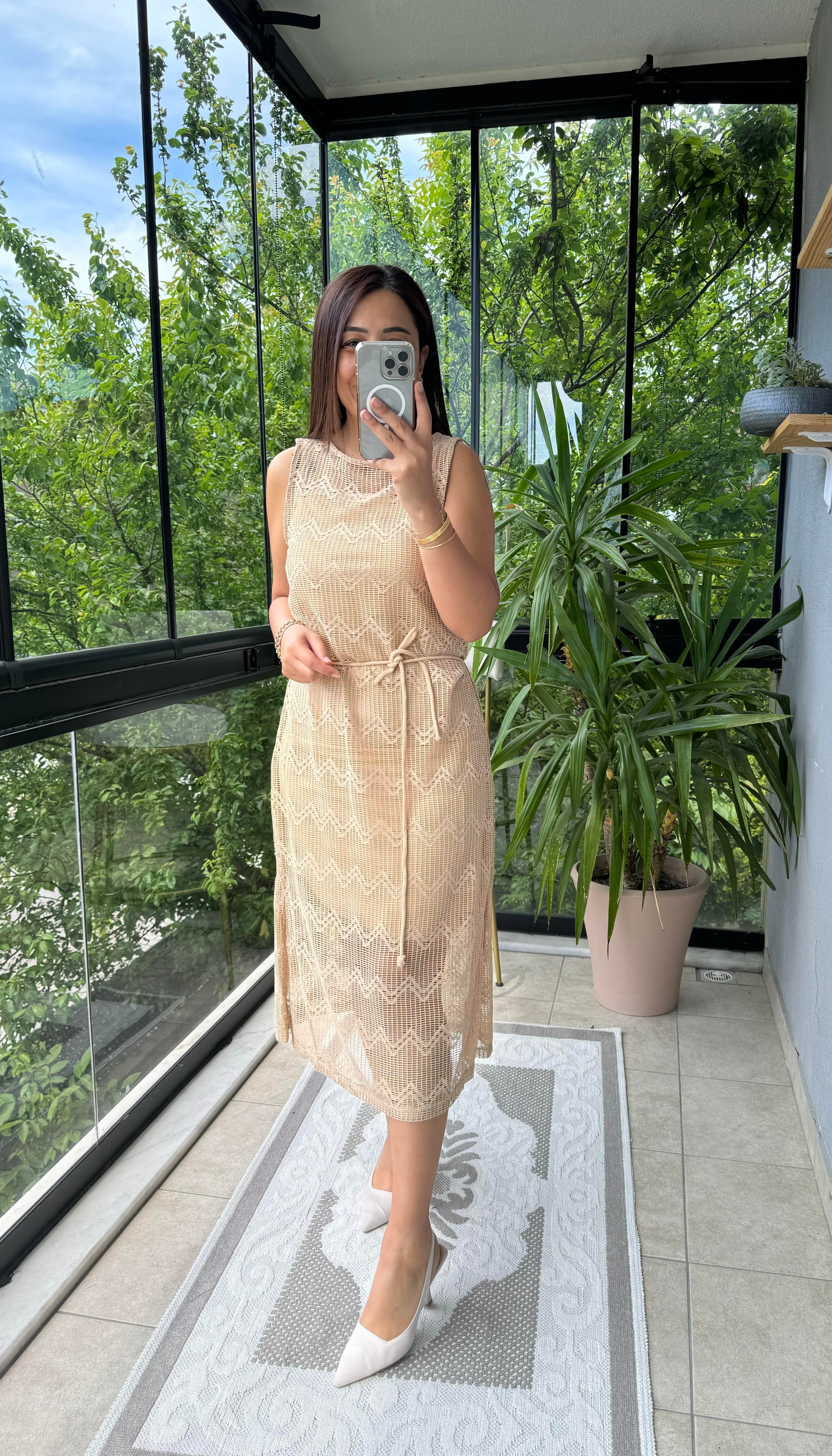 File Model Elbise Bej