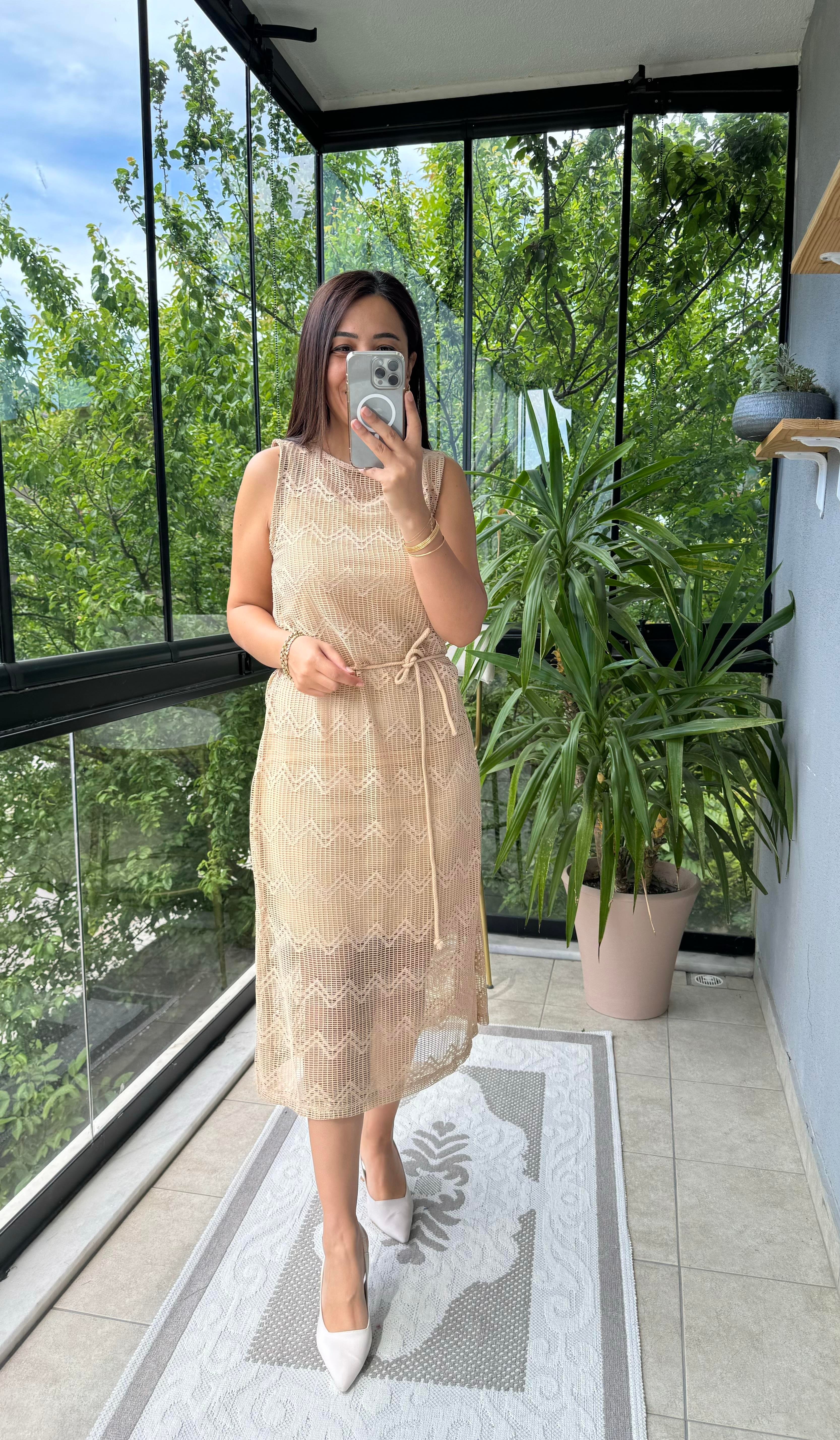 File Model Elbise Bej