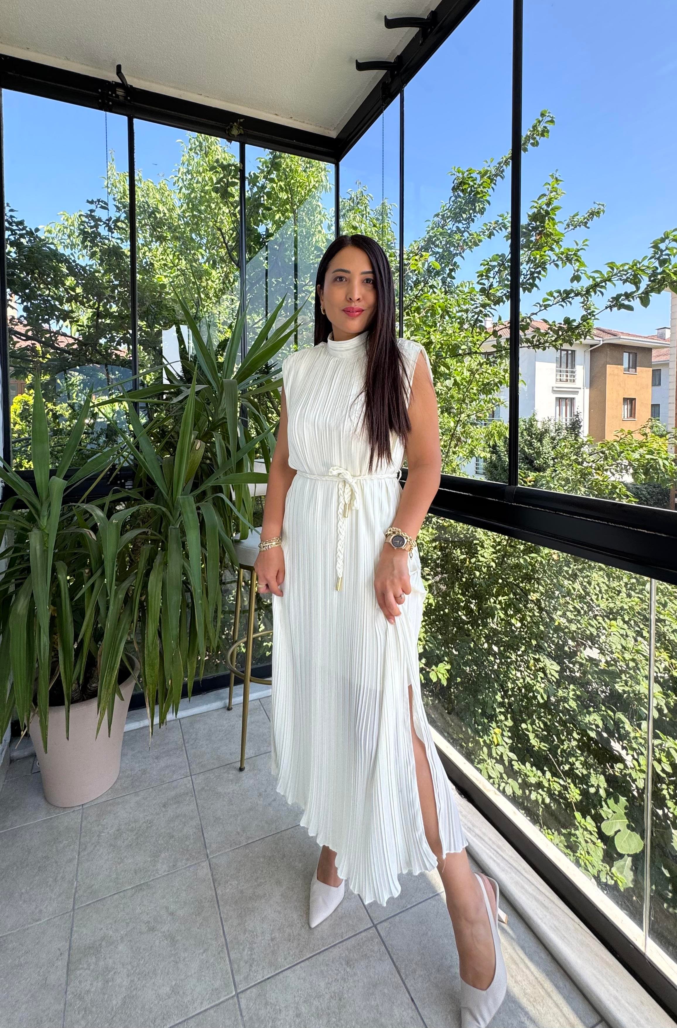 Piliseli Elbise Krem