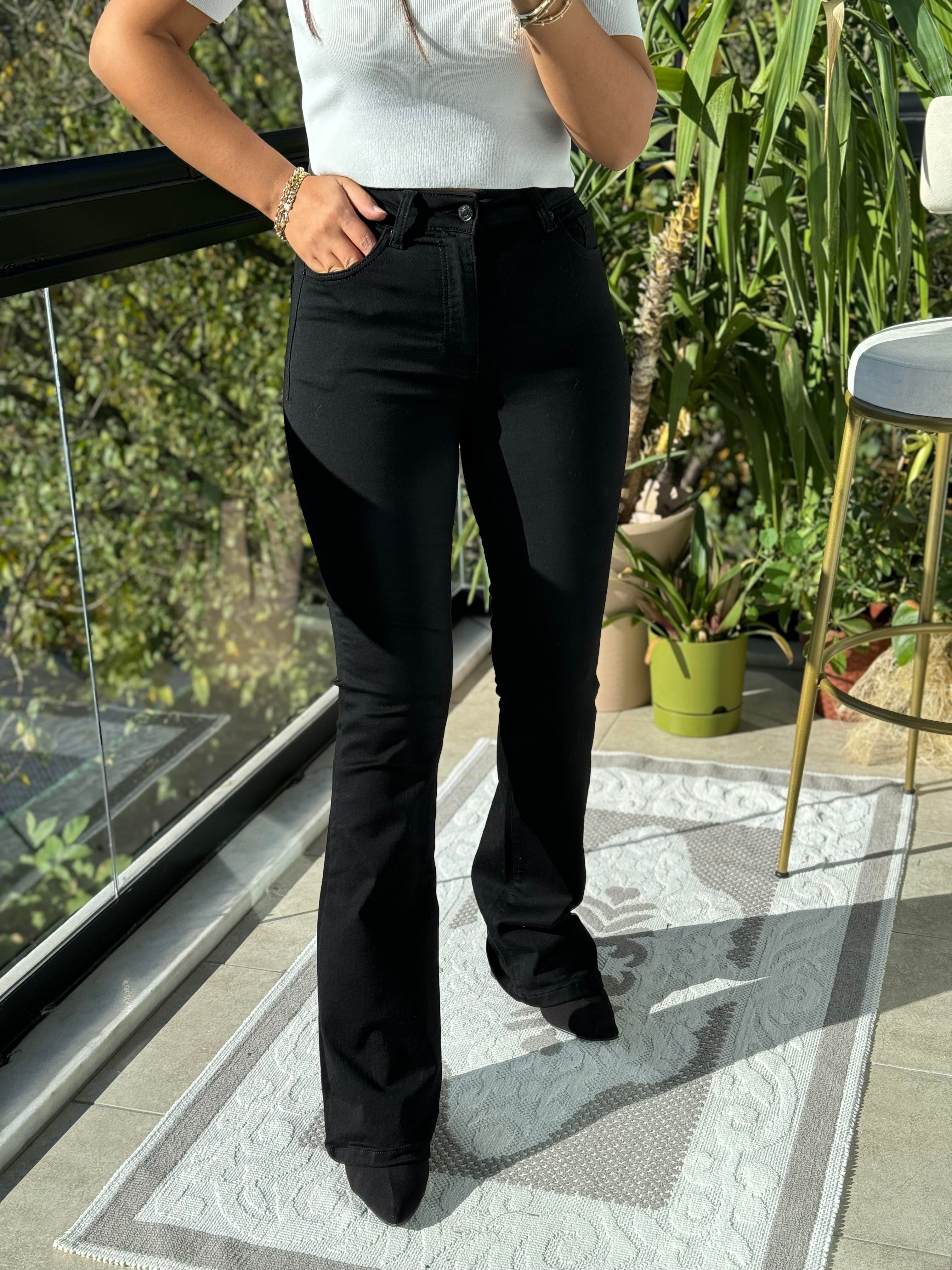 Siyah İspanyol Paça Jean