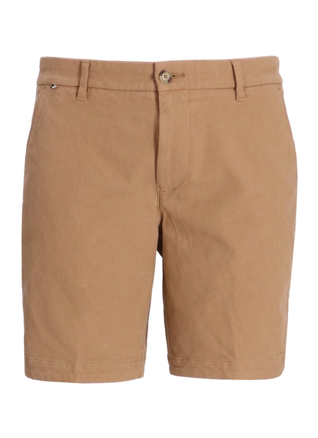 BOSS  BOSS Erkek Normal Bel Diz Üstü Cep Ve Kemer Detaylı Kahverengi Şort 50543951-260