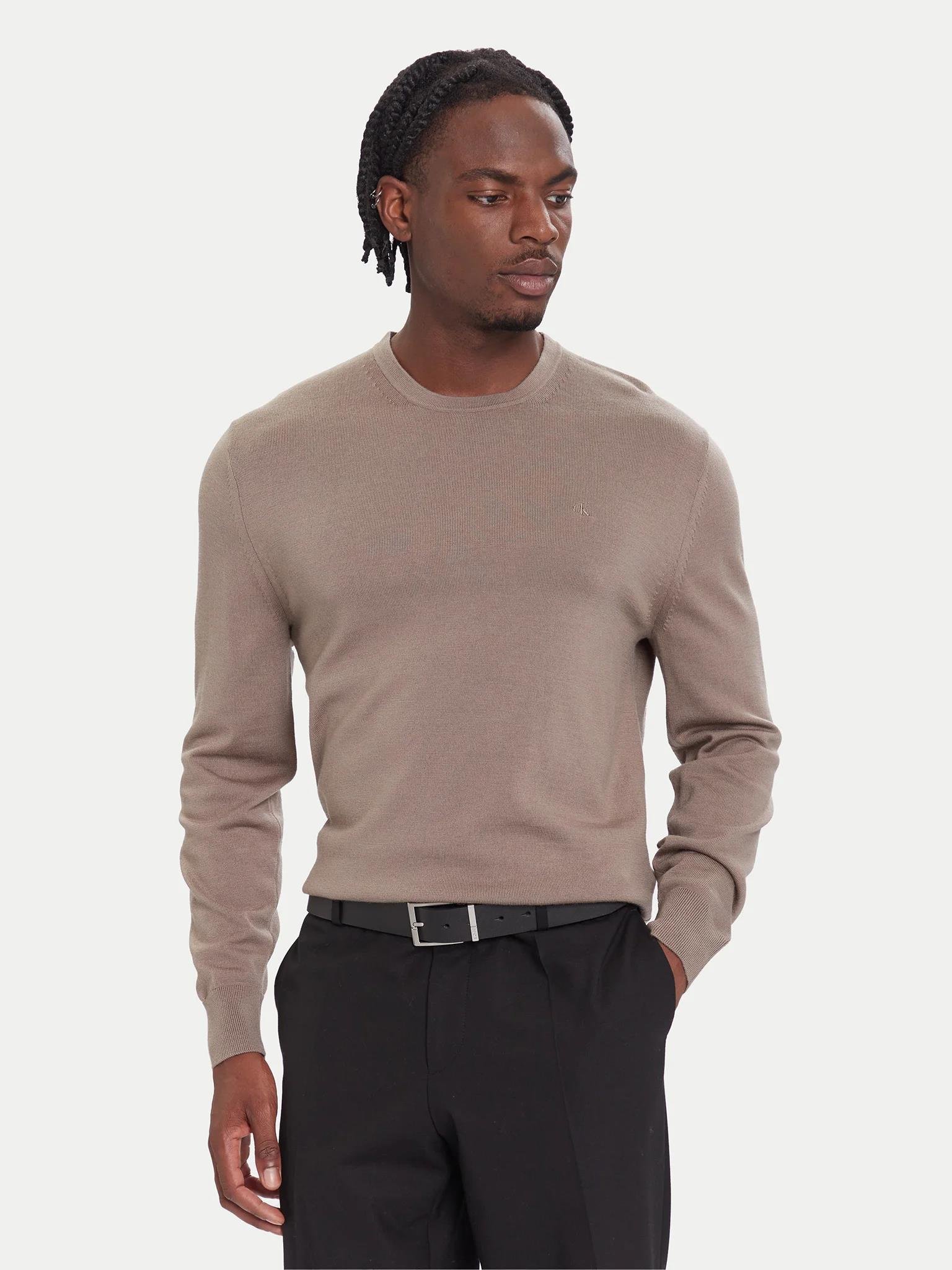 Calvin Klein Calvin Klein Erkek %100 Yün Normal Kalıp Ribanalı Yuvarlak Yaka Ck Logo Kabartmalı Uzun Kollu Örme Kahverengi Kazak LV04LB305G-GPF